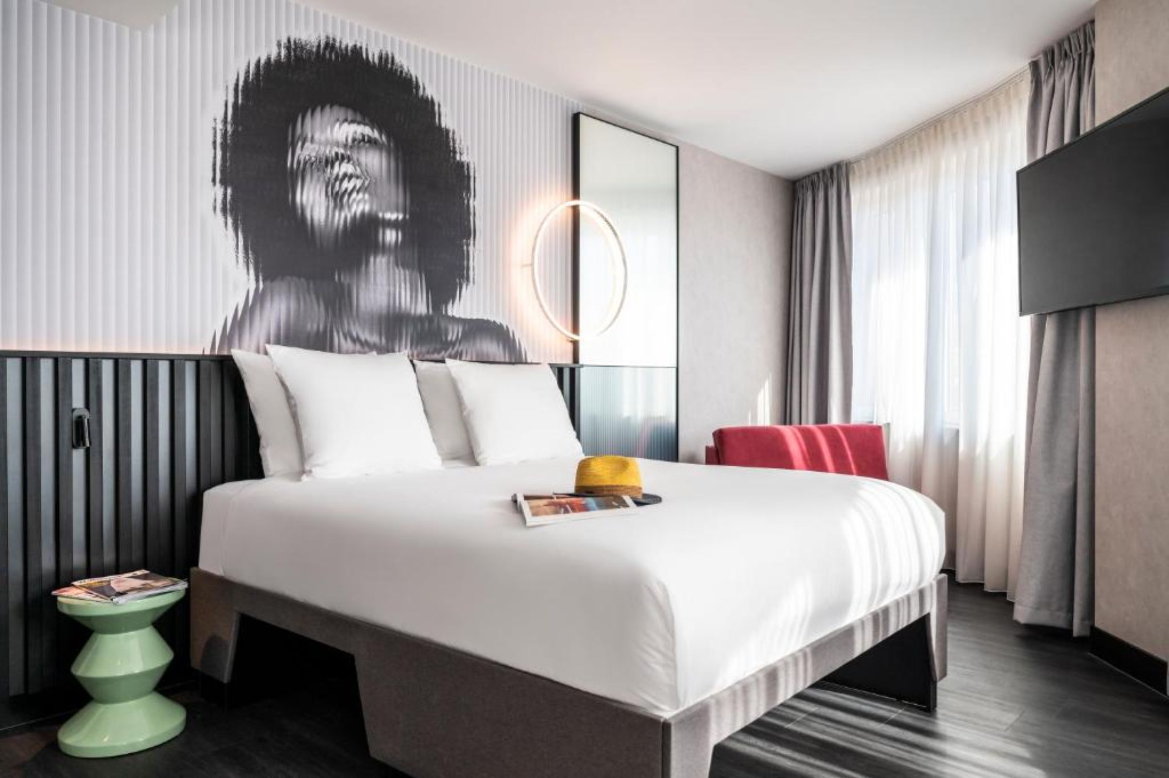 Double Superior Queen Bed