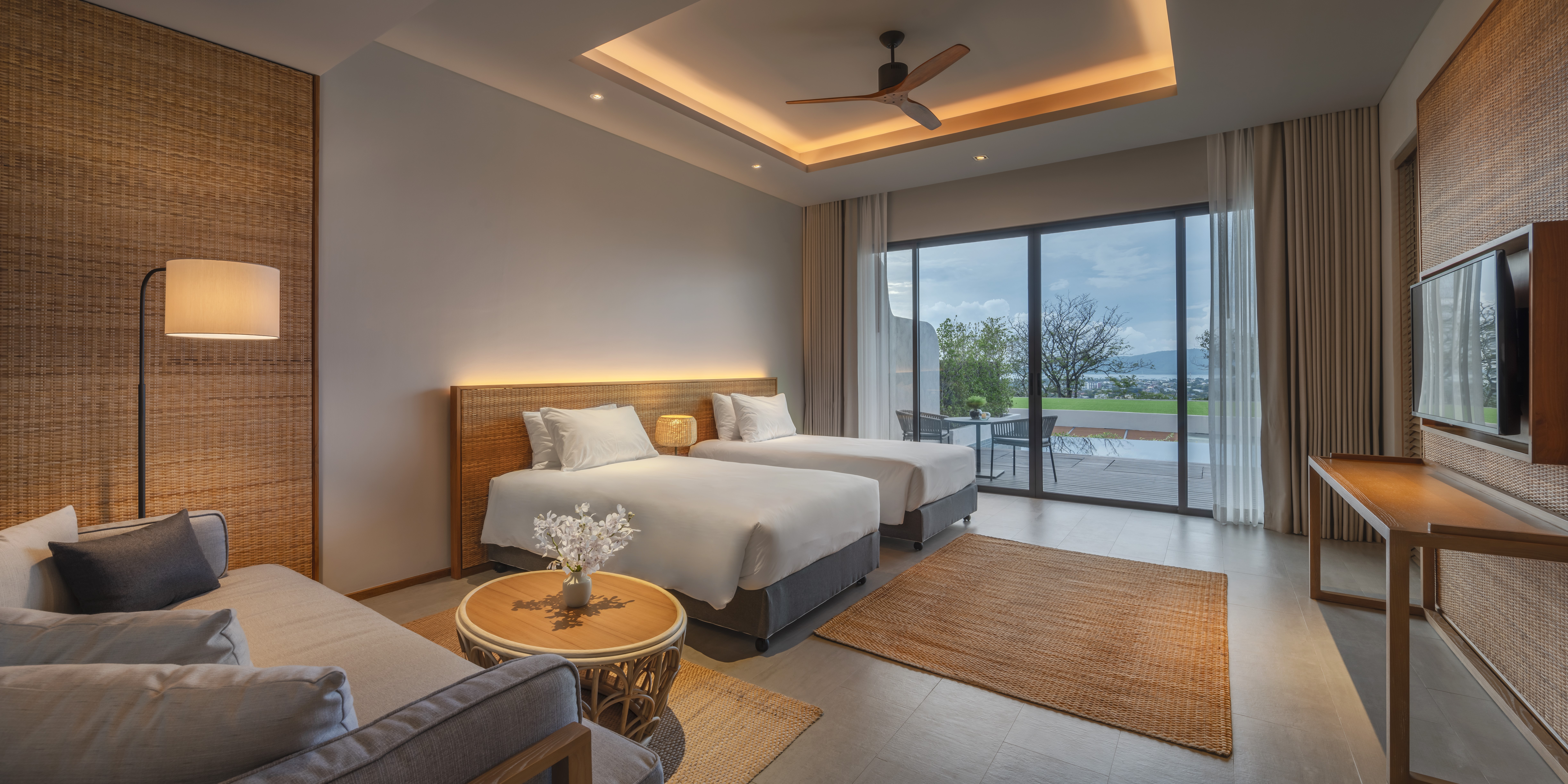 Twin with Private Pool