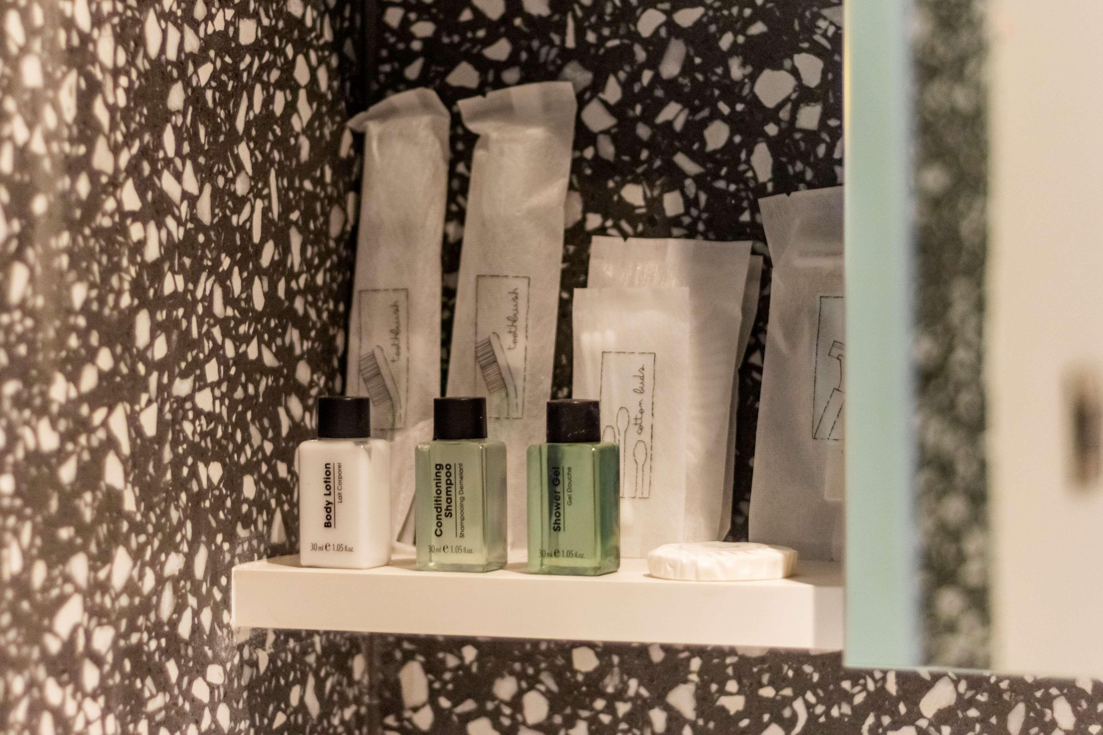 Twin Deluxe City View