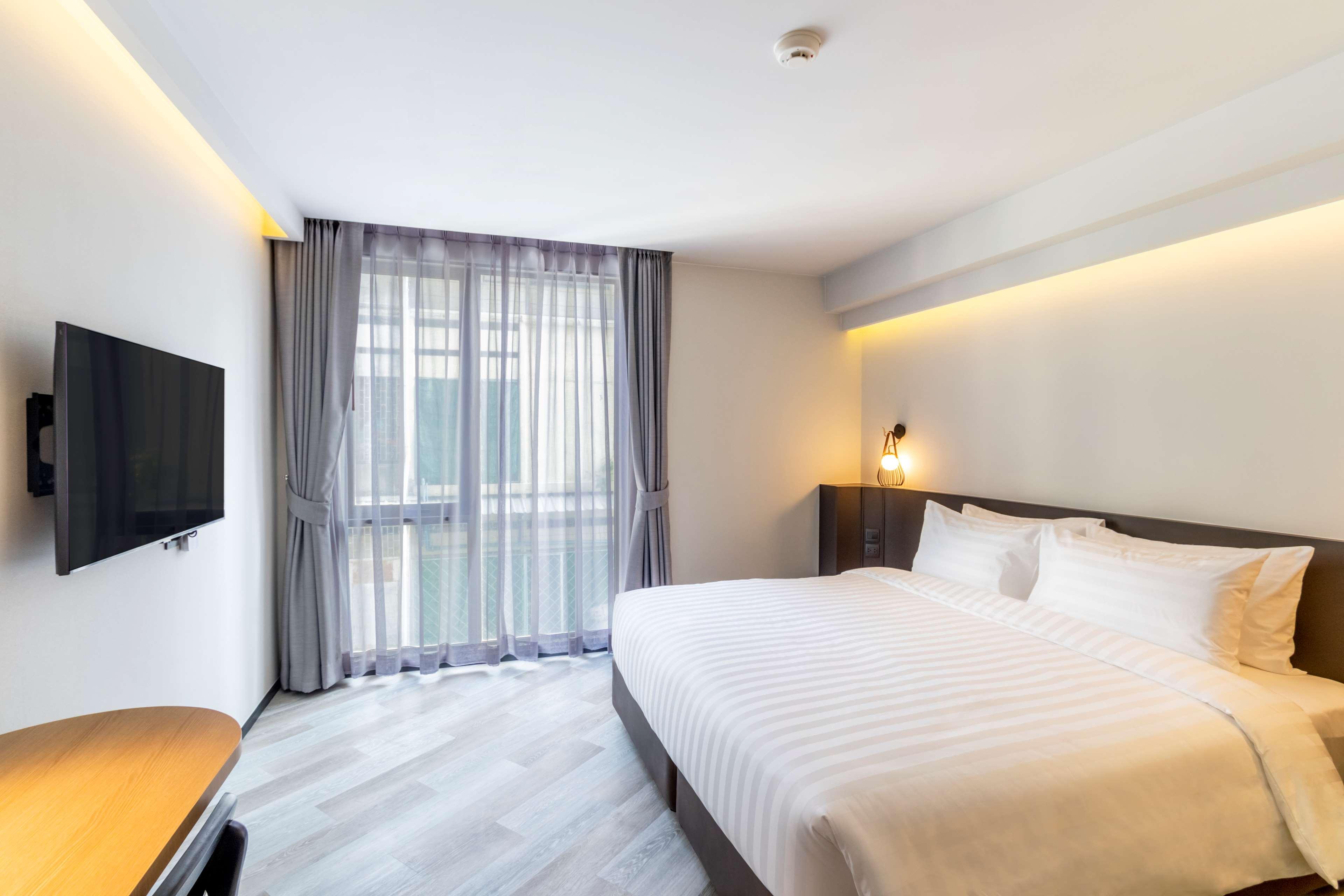 Double Superior City View