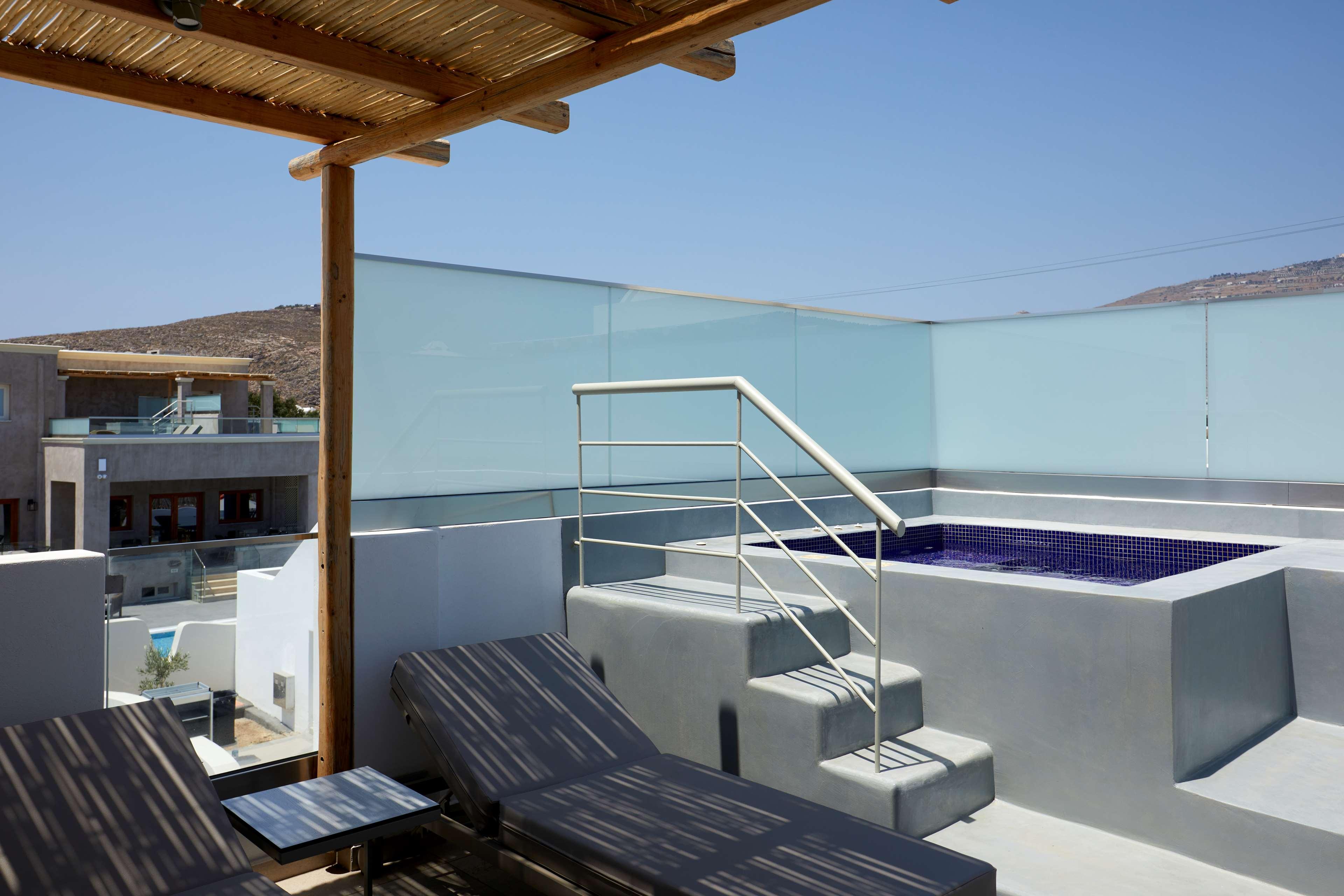 Double Guest Room King Bed