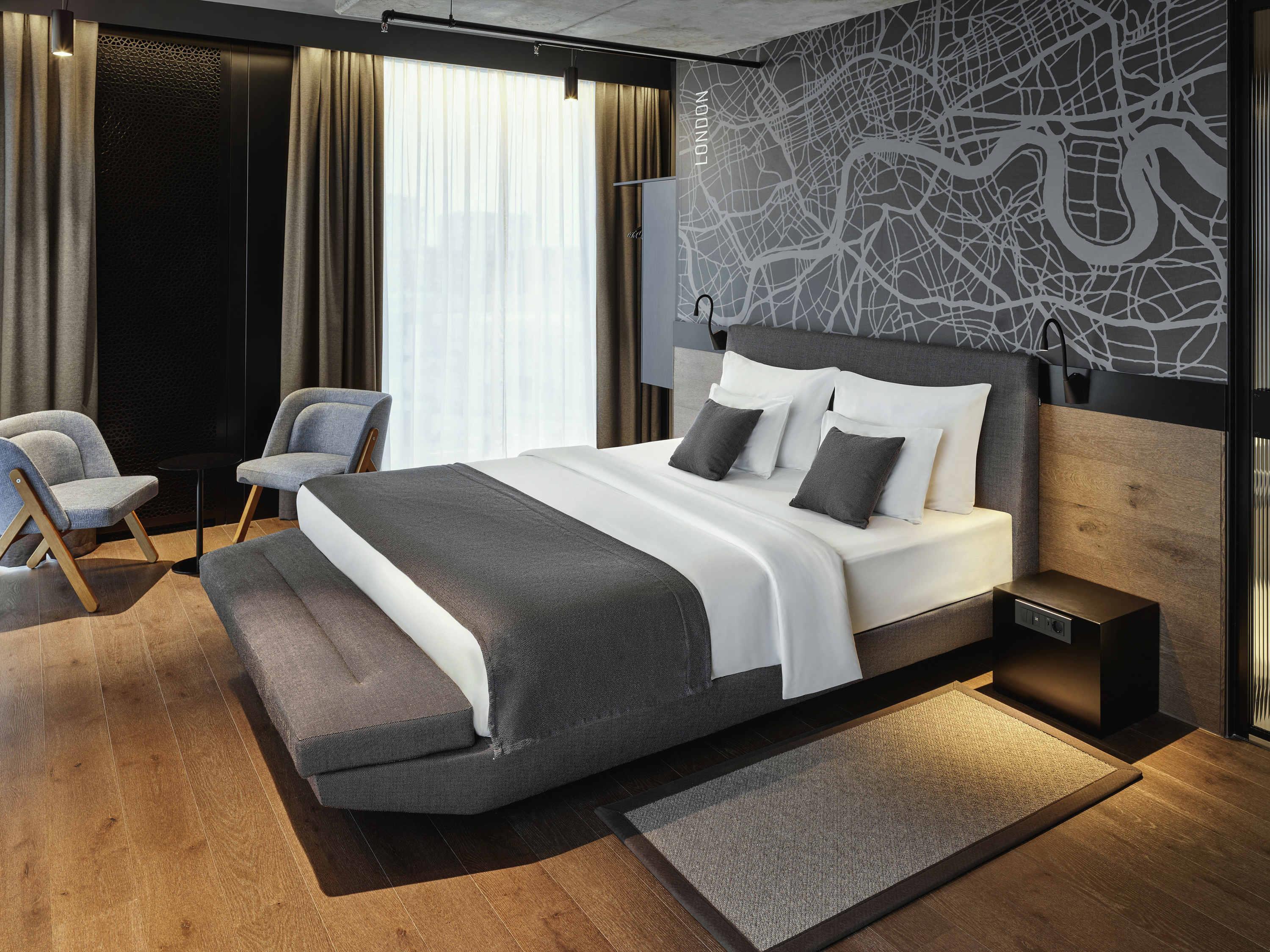 Double Superior King Bed