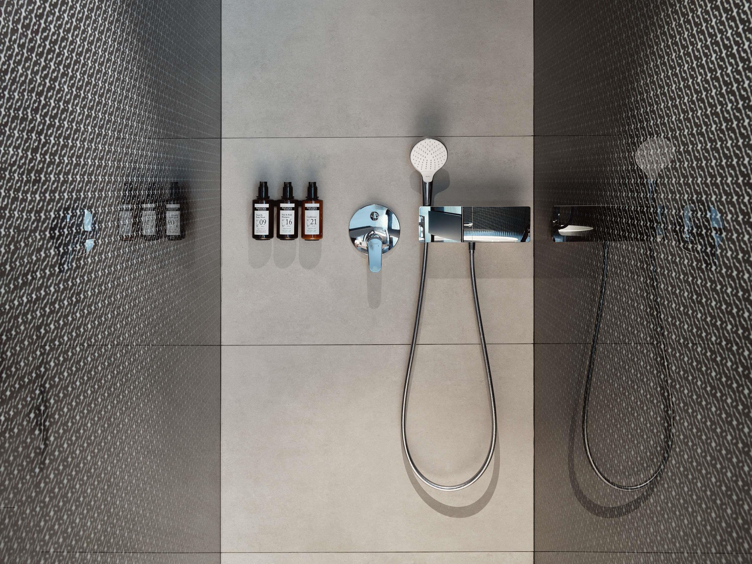 Double Executive King Bed