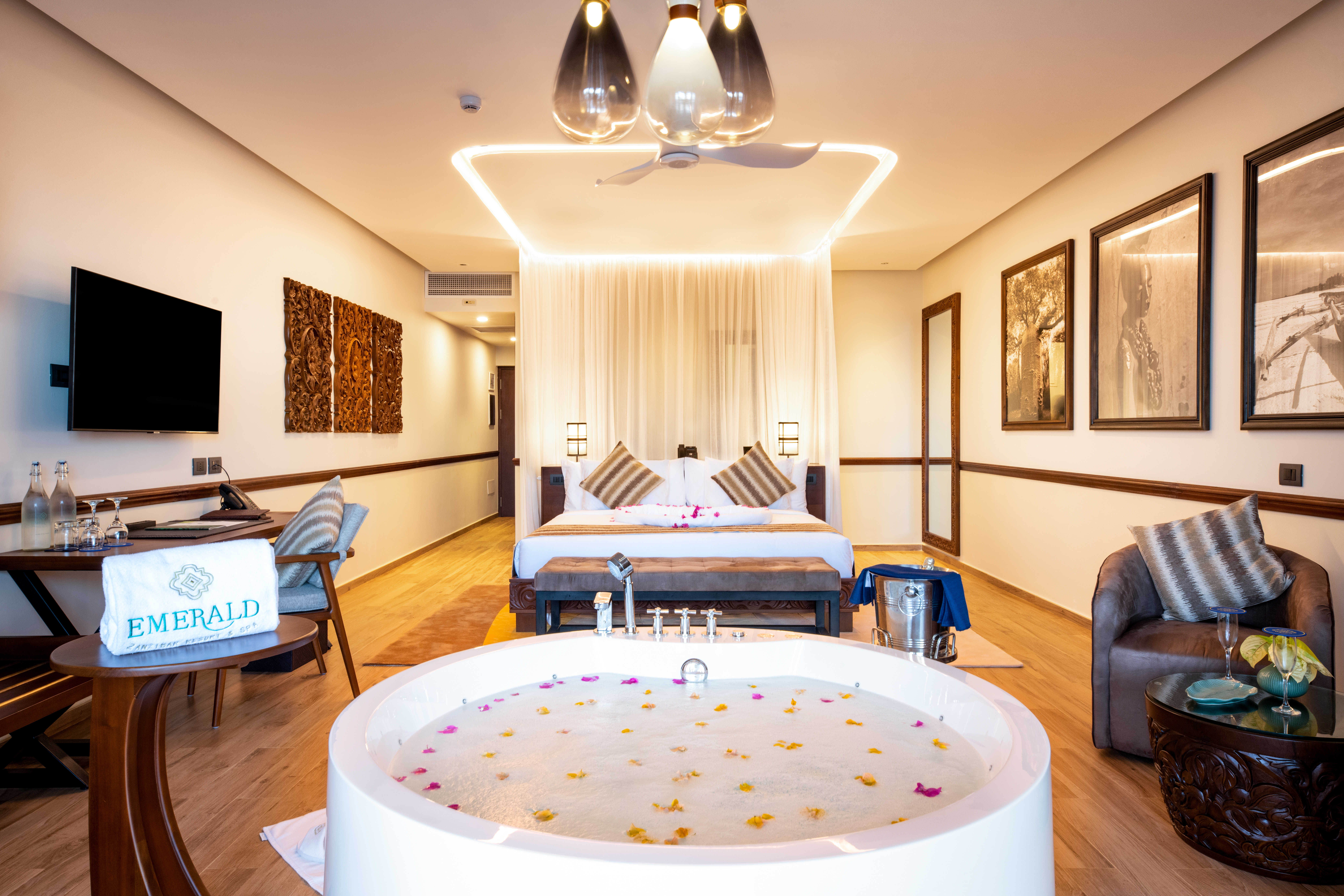 Junior Suite with Jacuzzi