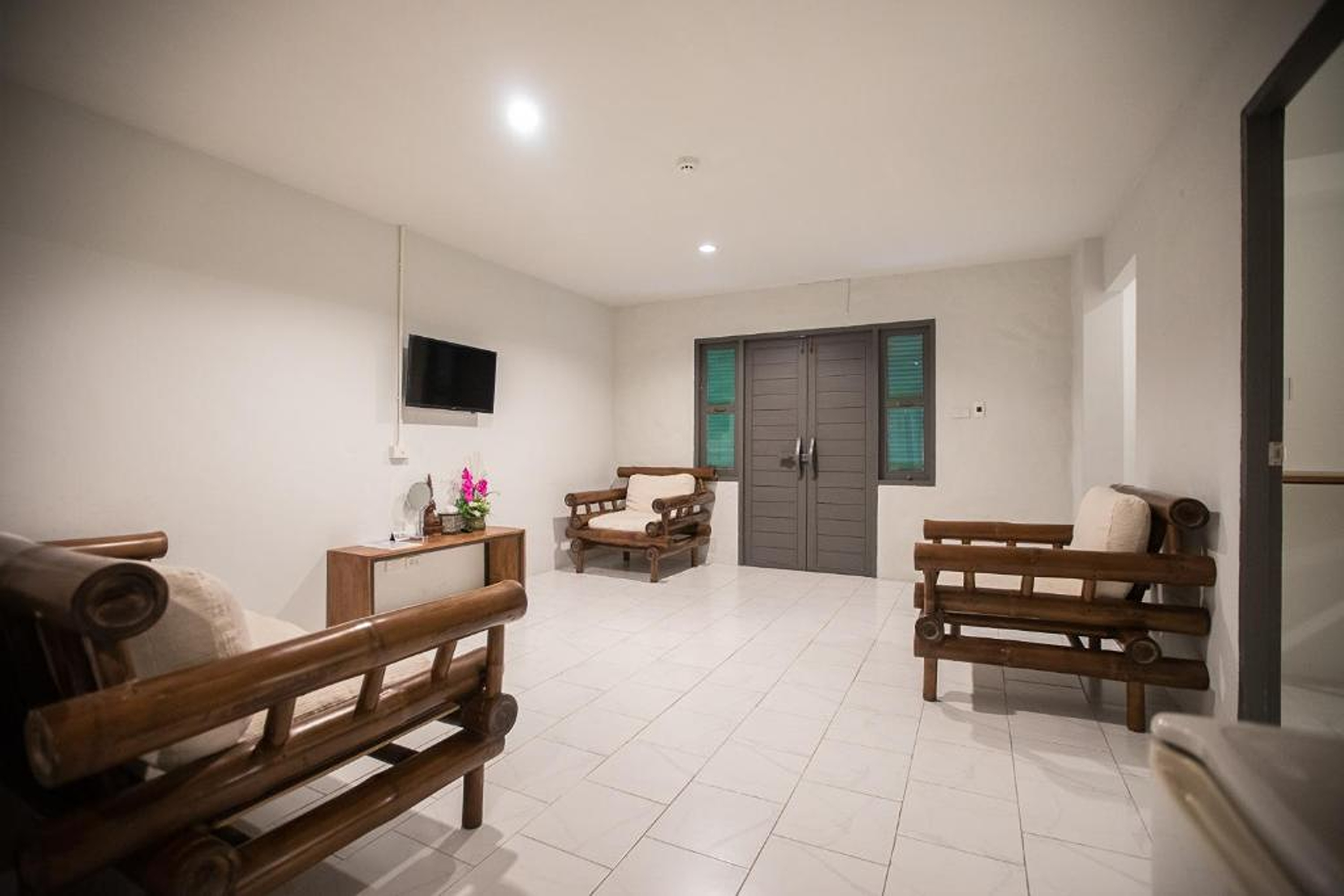 Family Room Standard