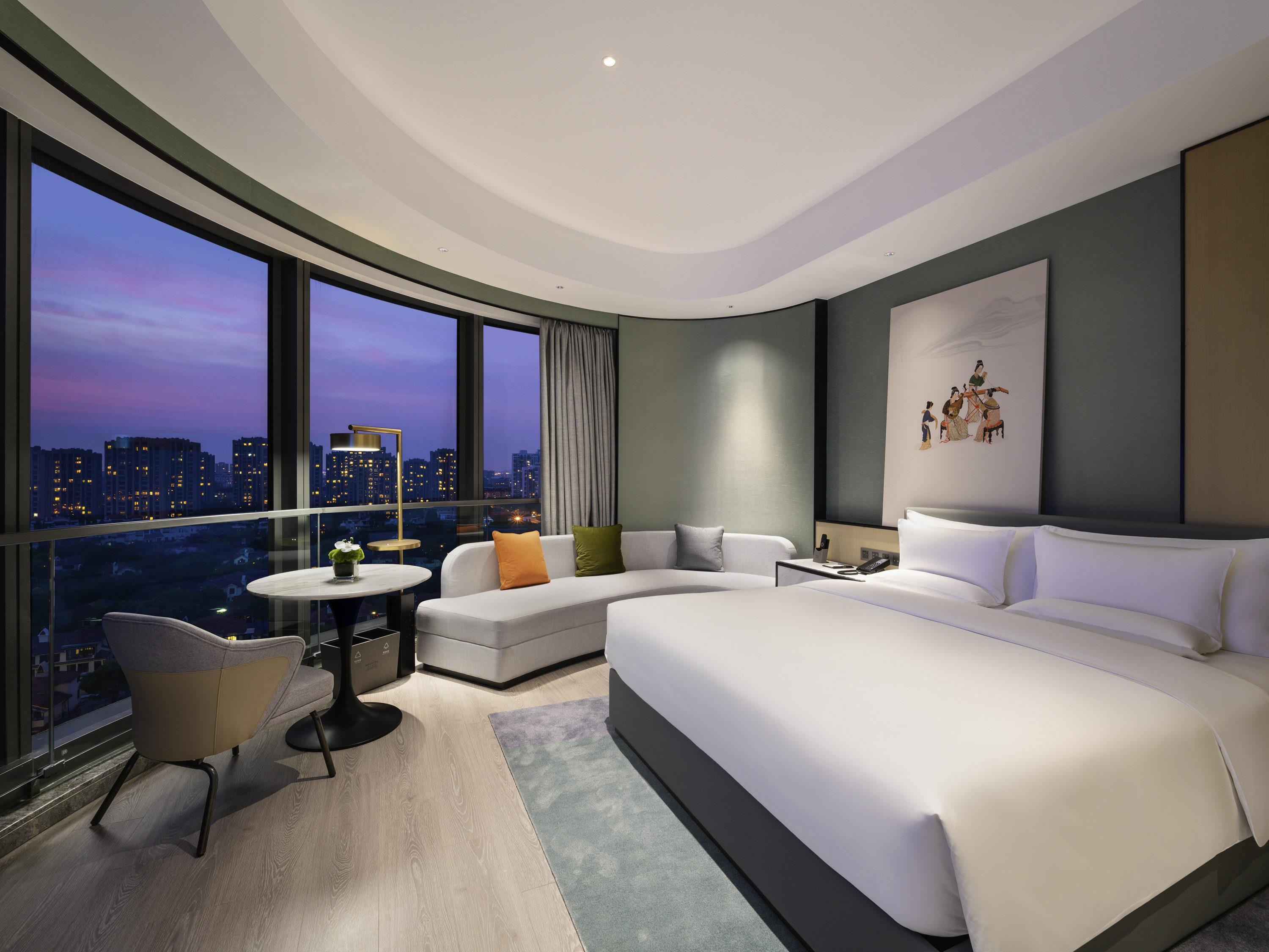 Double Deluxe Lake View