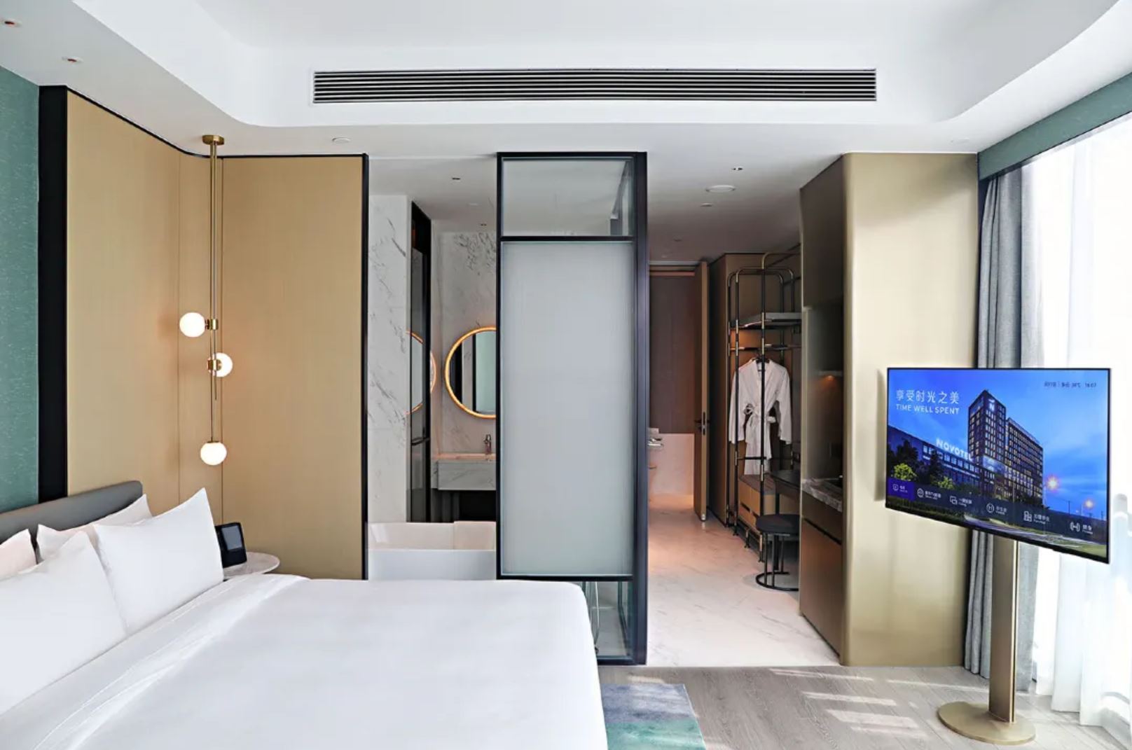 Double Deluxe Lake View