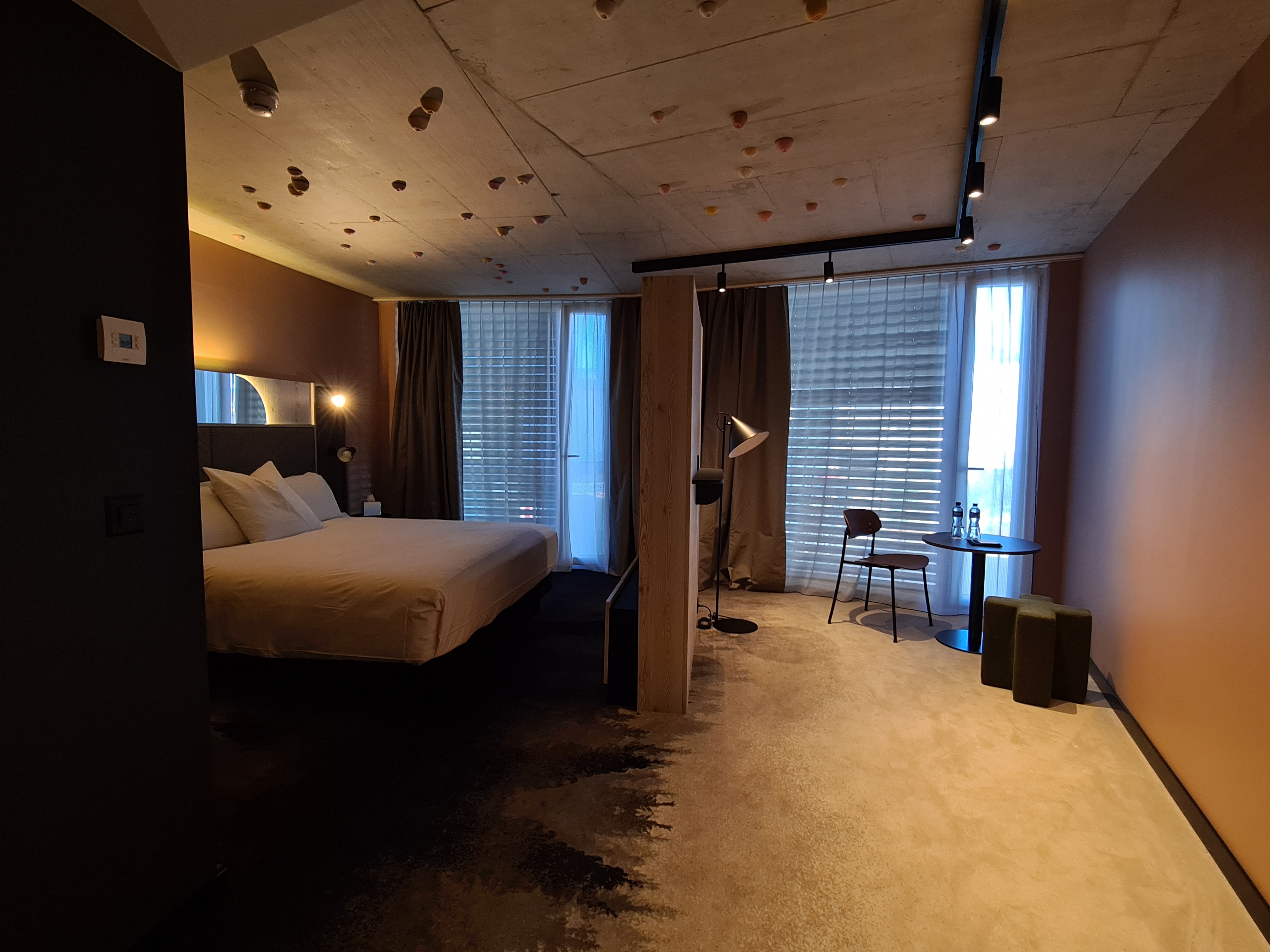 Junior Suite King Size Bed