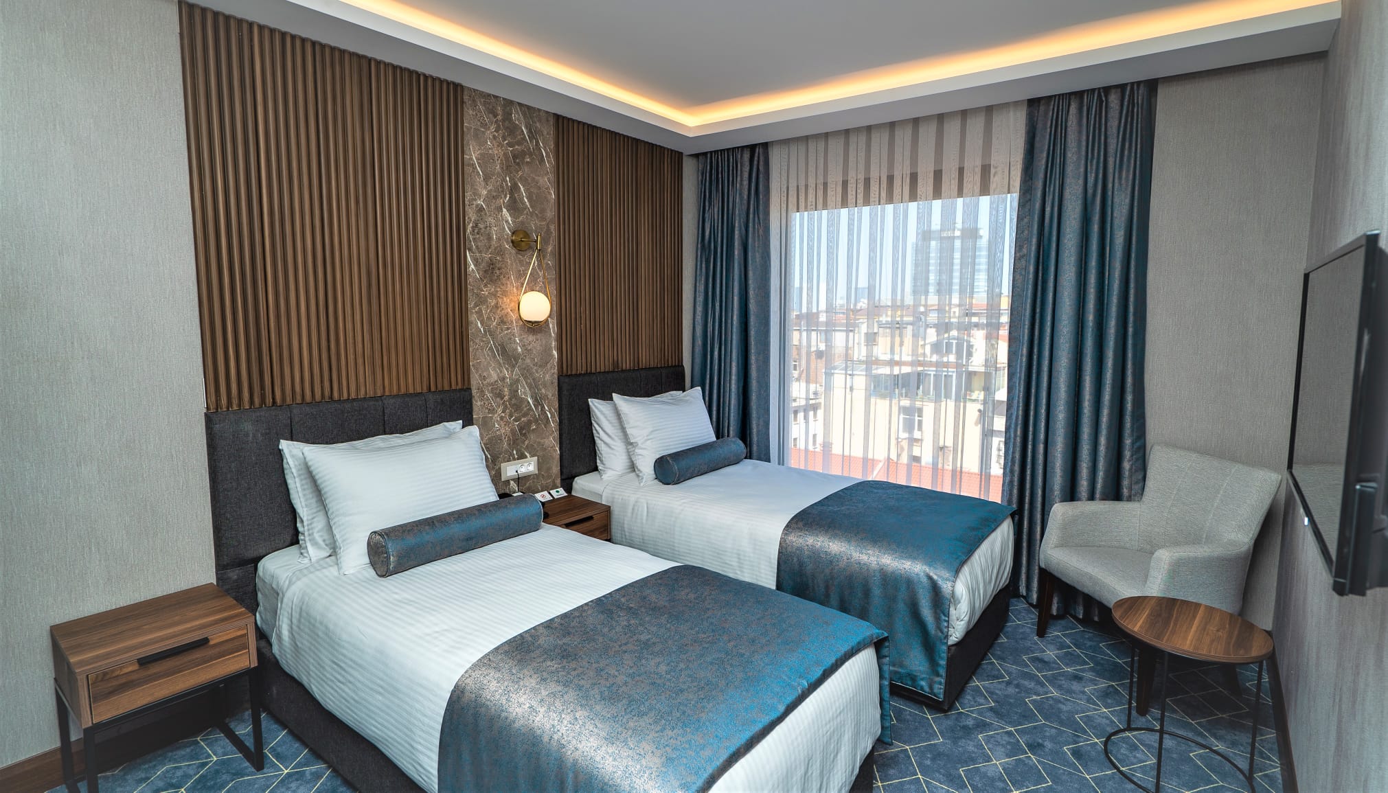 Double or Twin Standard