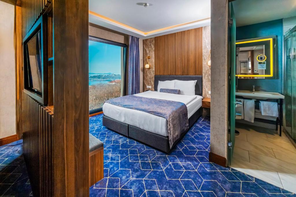 Double Superior Sea View