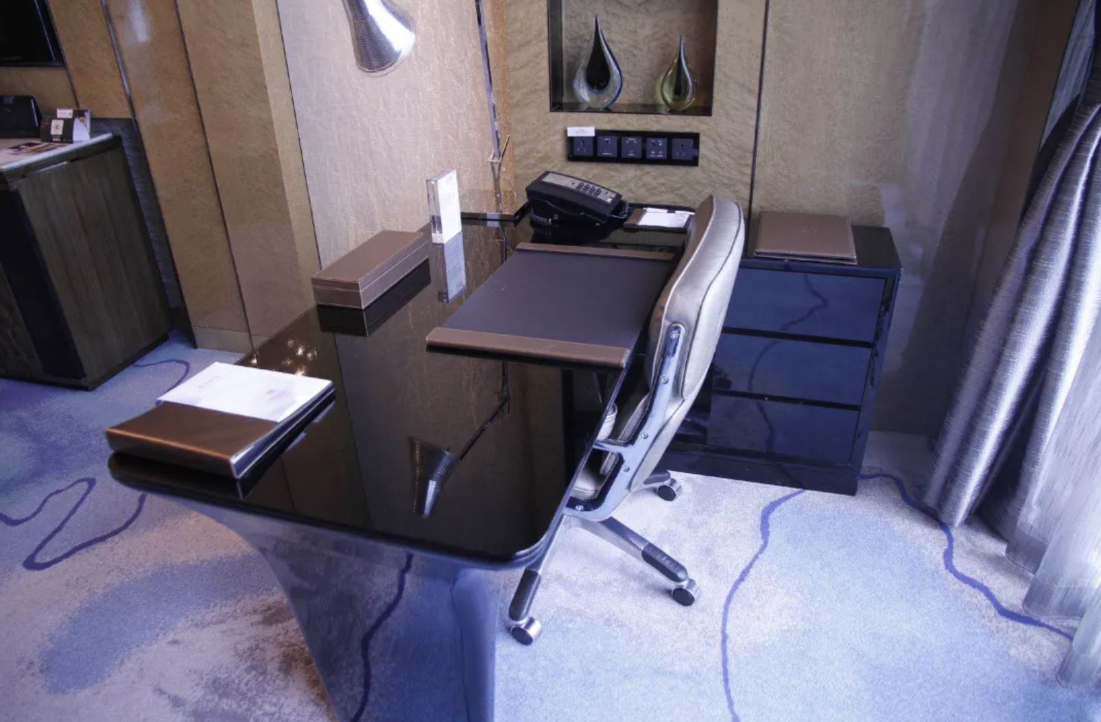 Family Room Deluxe Premium