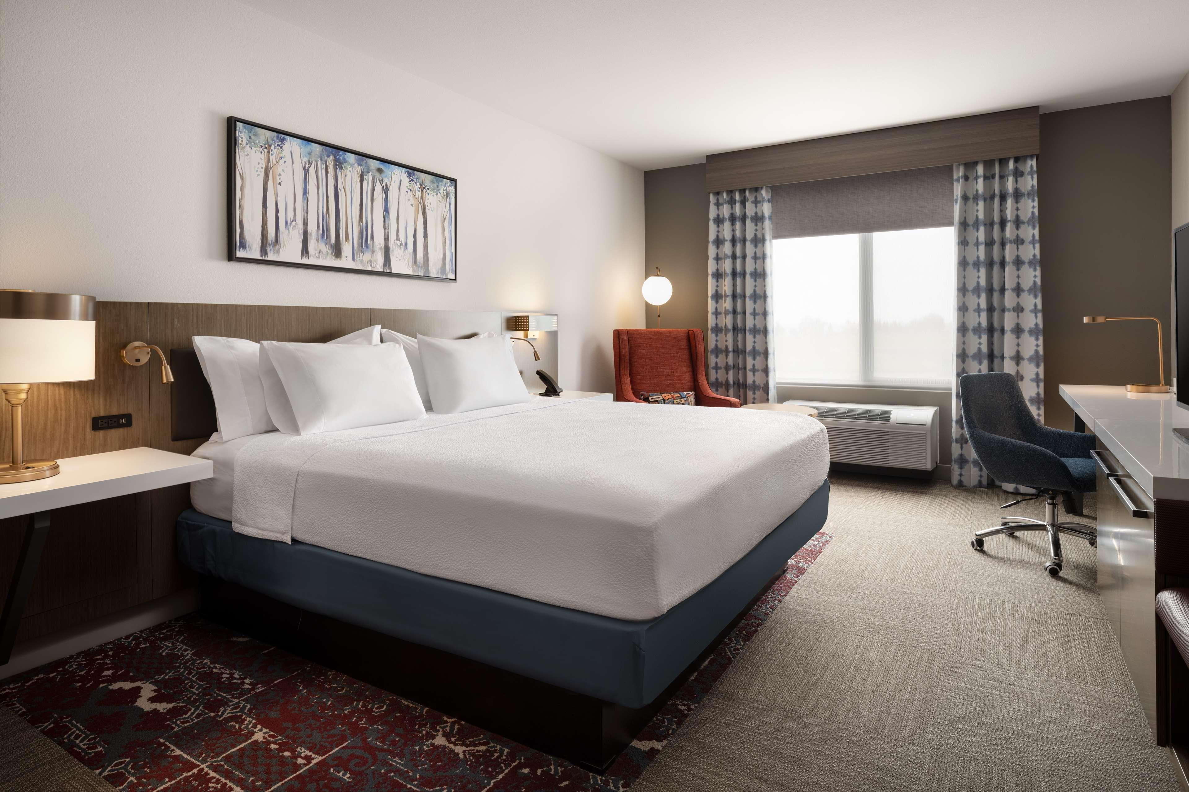 Double Accessible King Size Bed