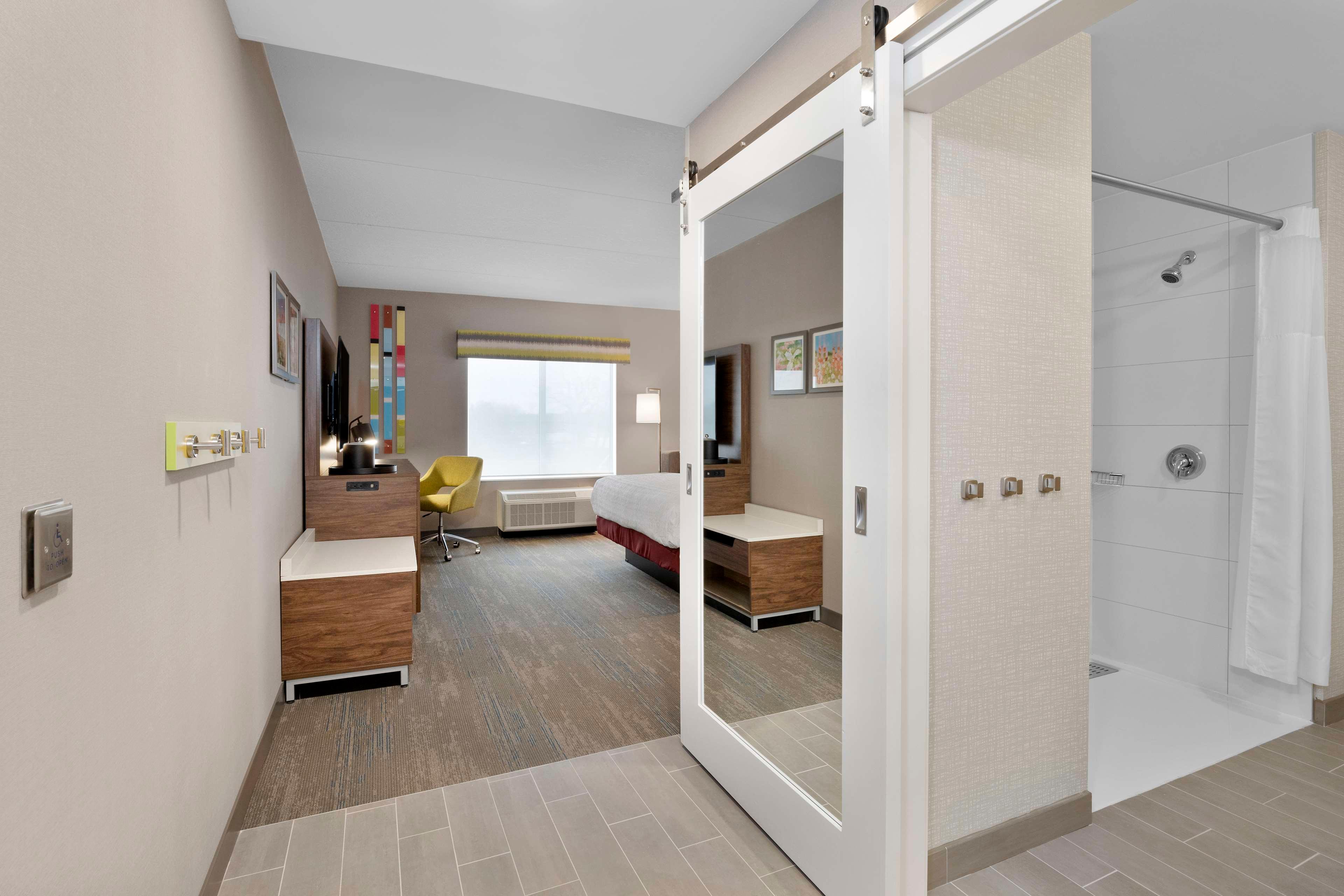 Double Accessible King Size Bed