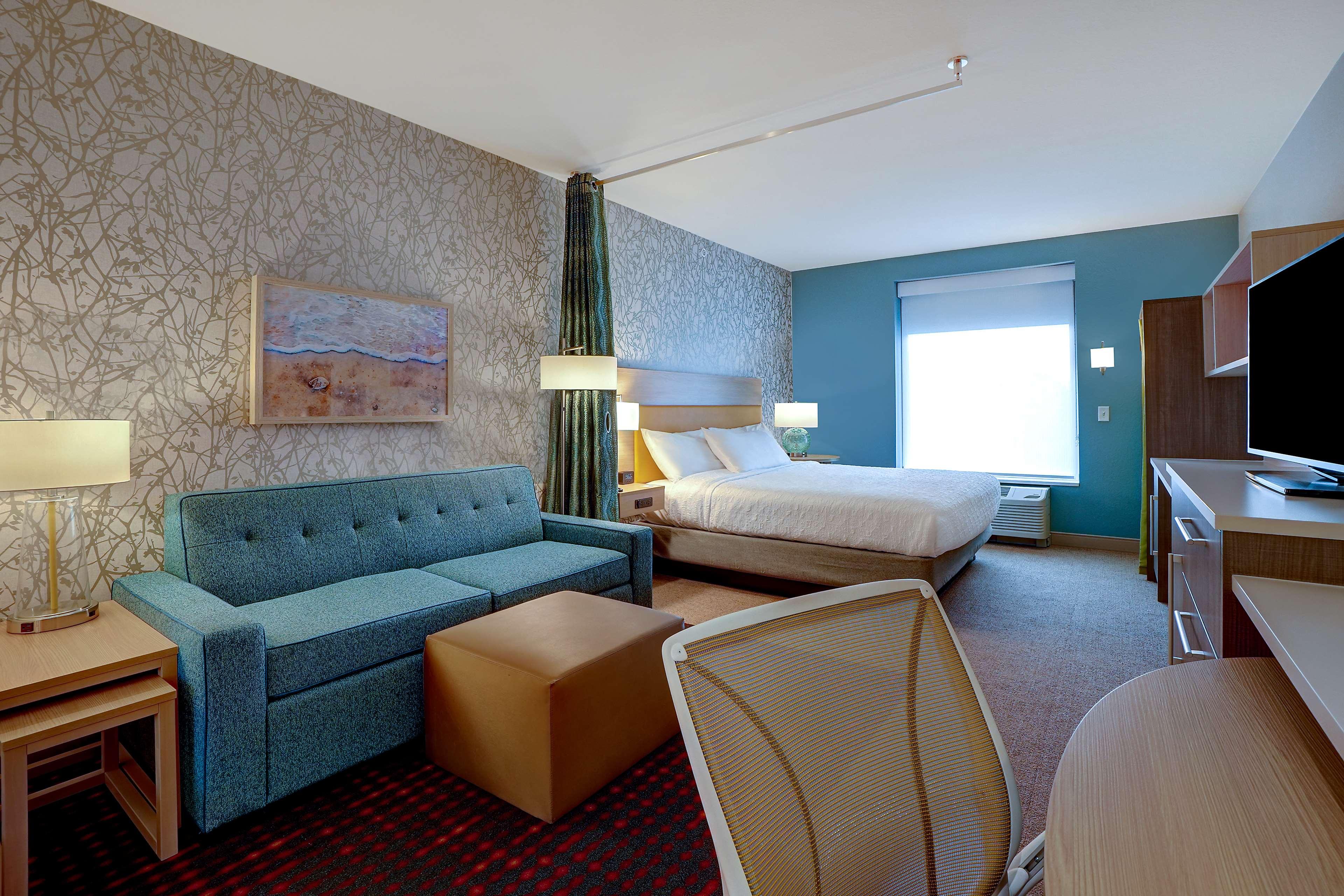 Studio King Size Bed