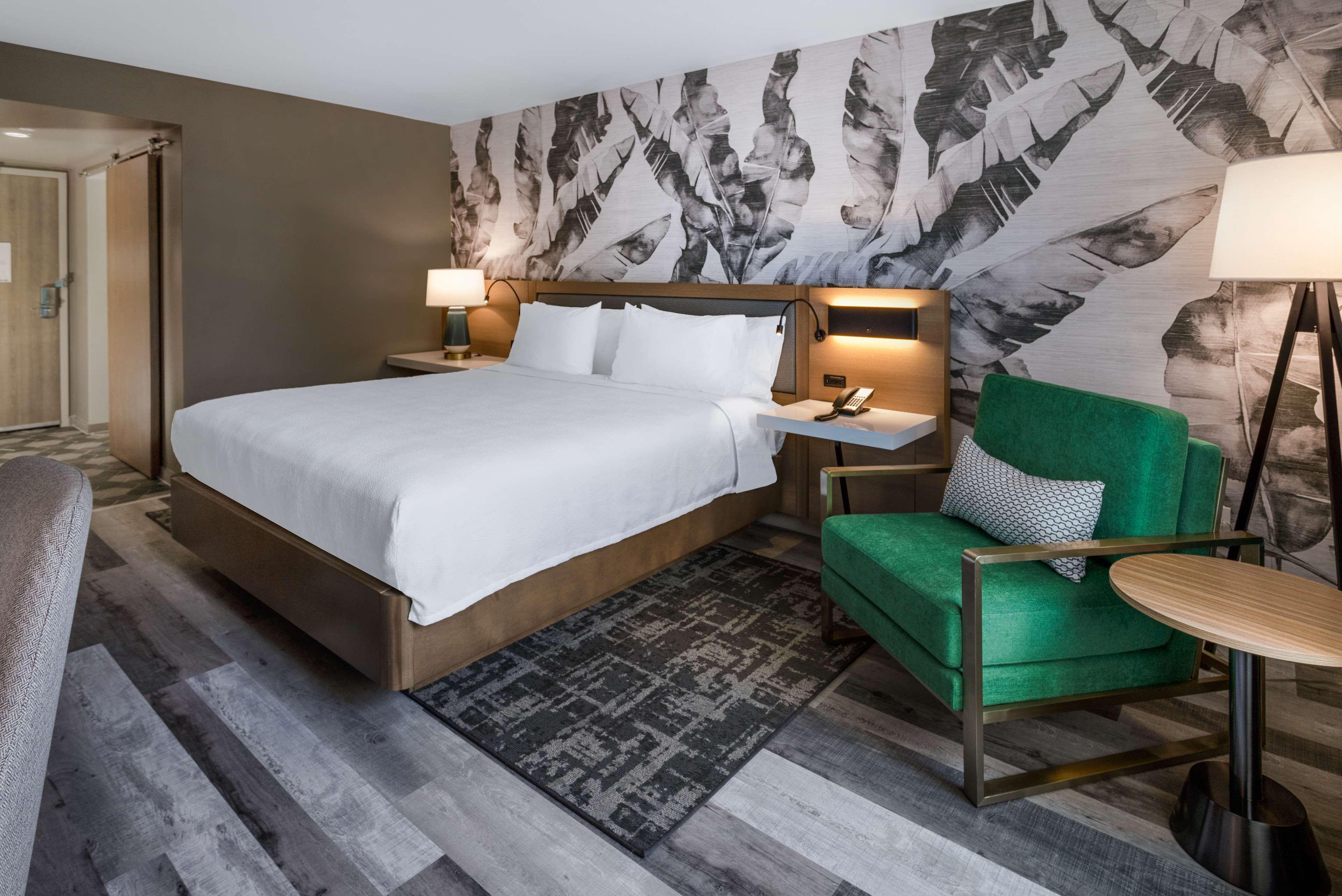 Double Accessible King Size Bed