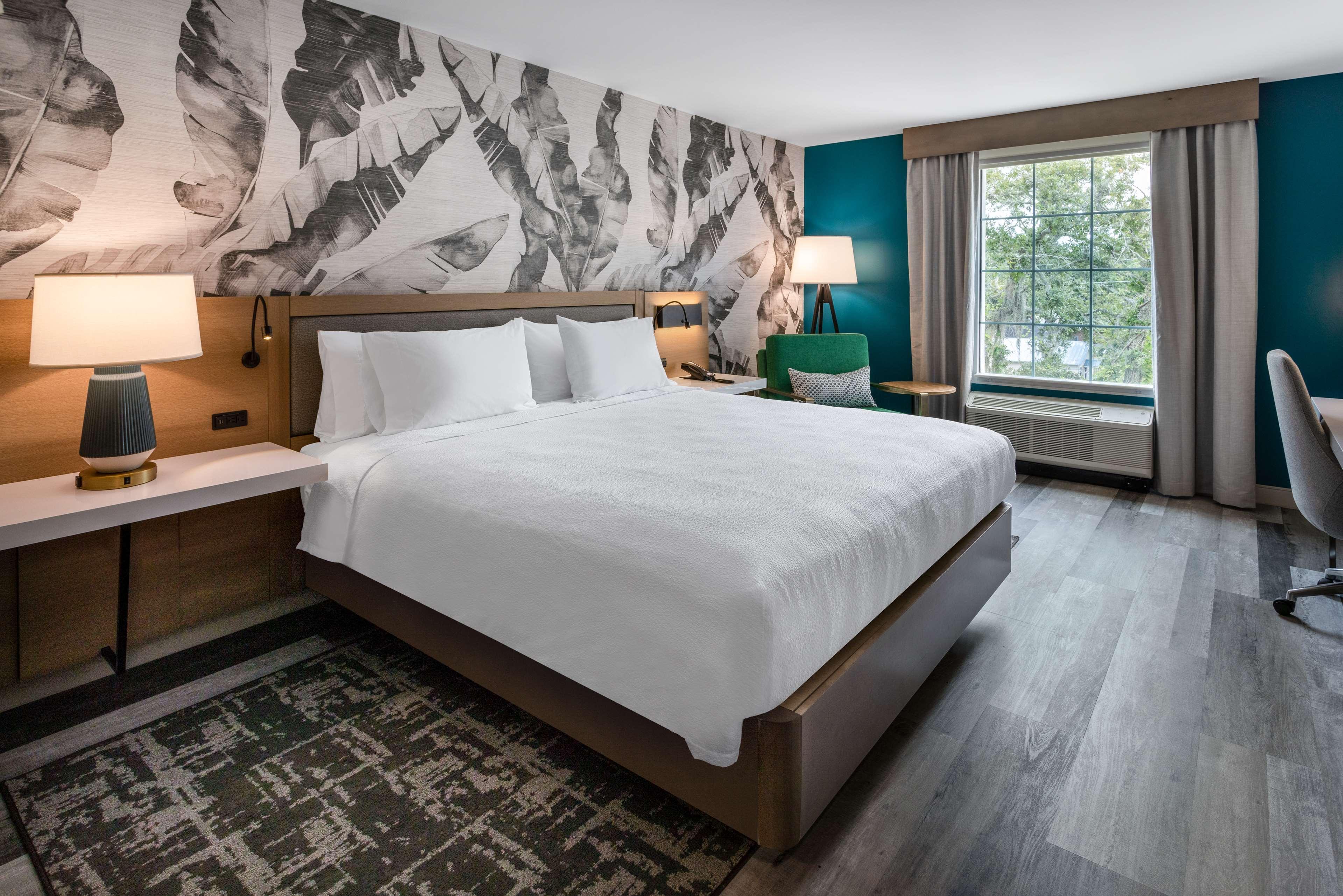 Double Accessible King Size Bed