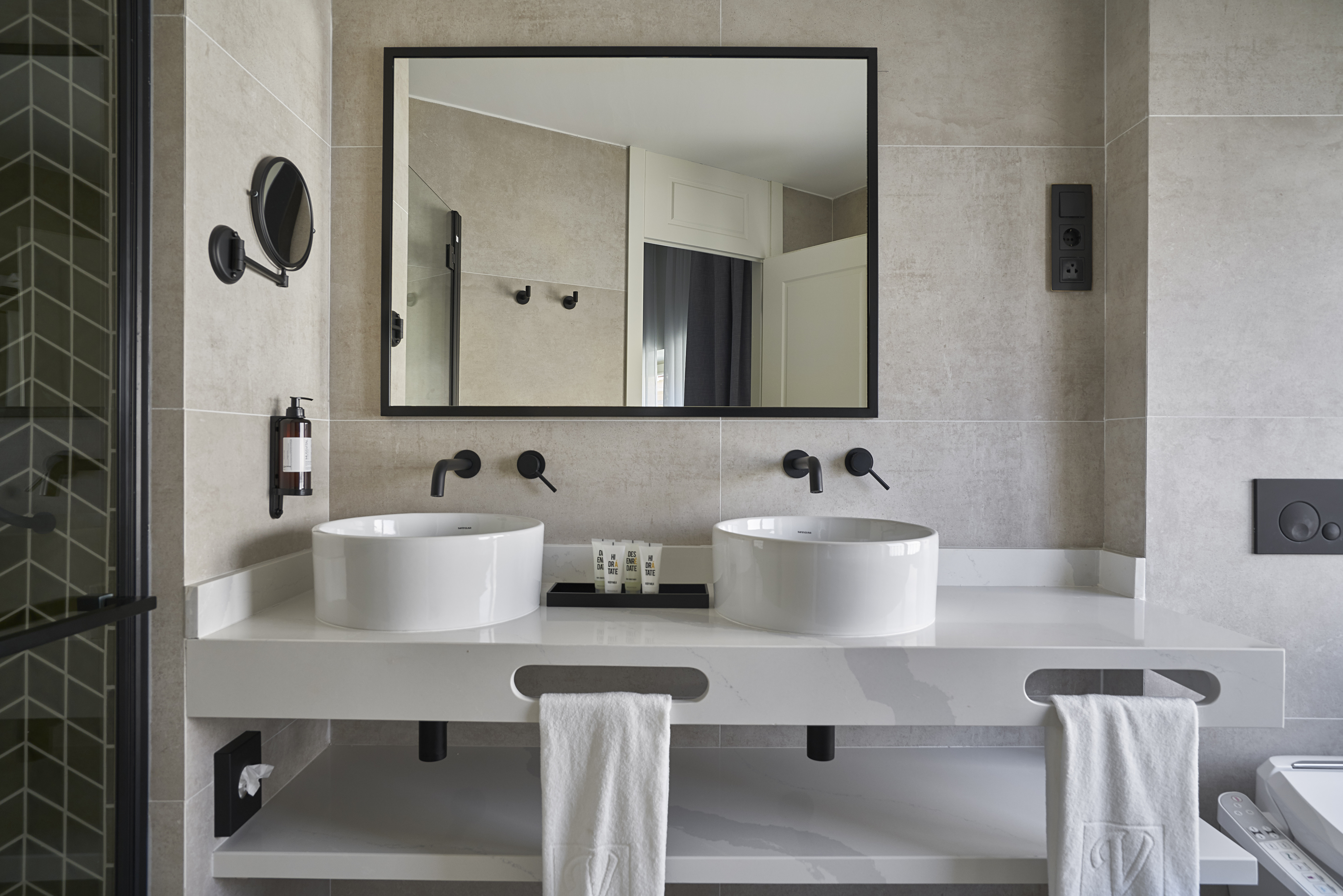 Double Single Superior