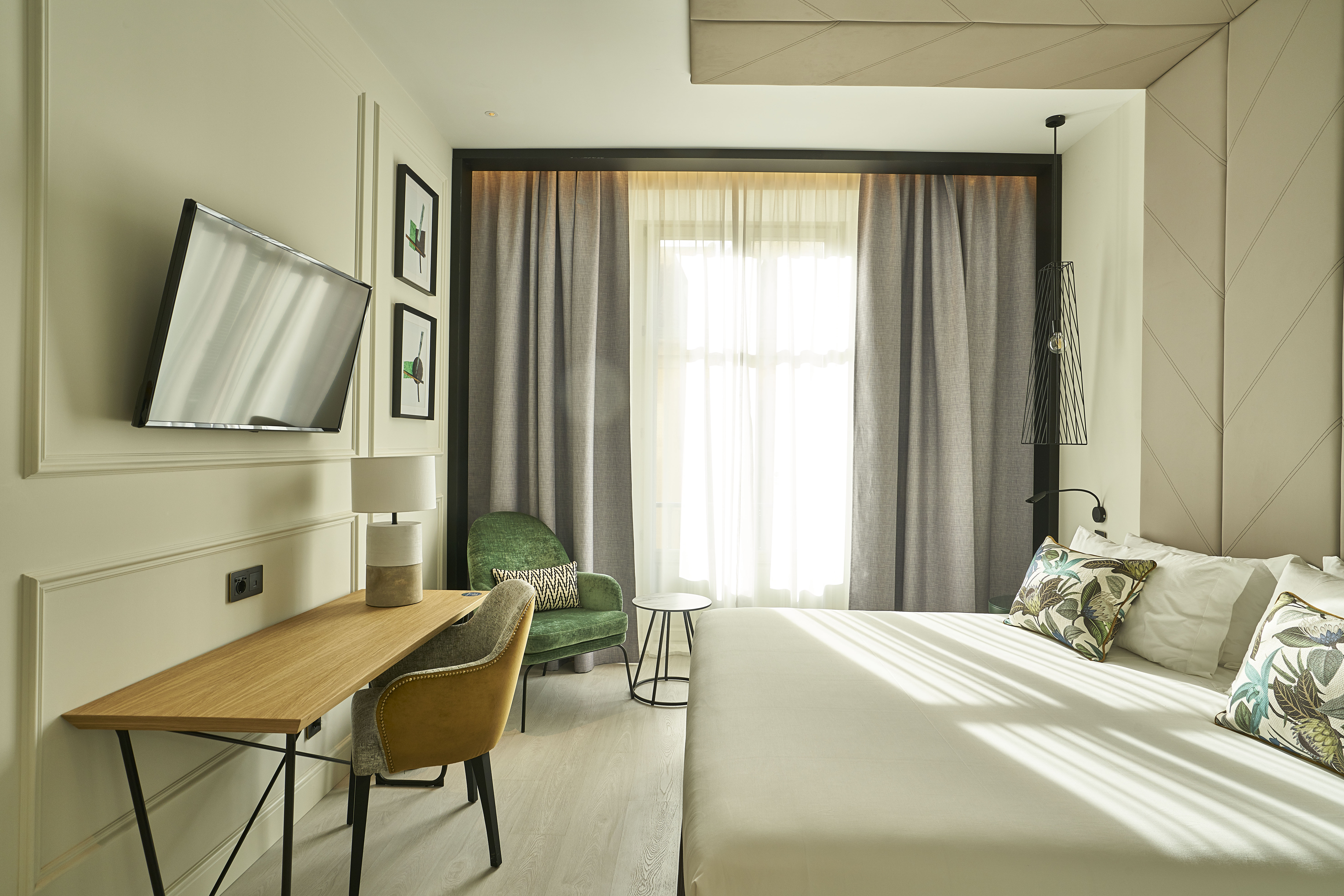 Double or Twin Standard