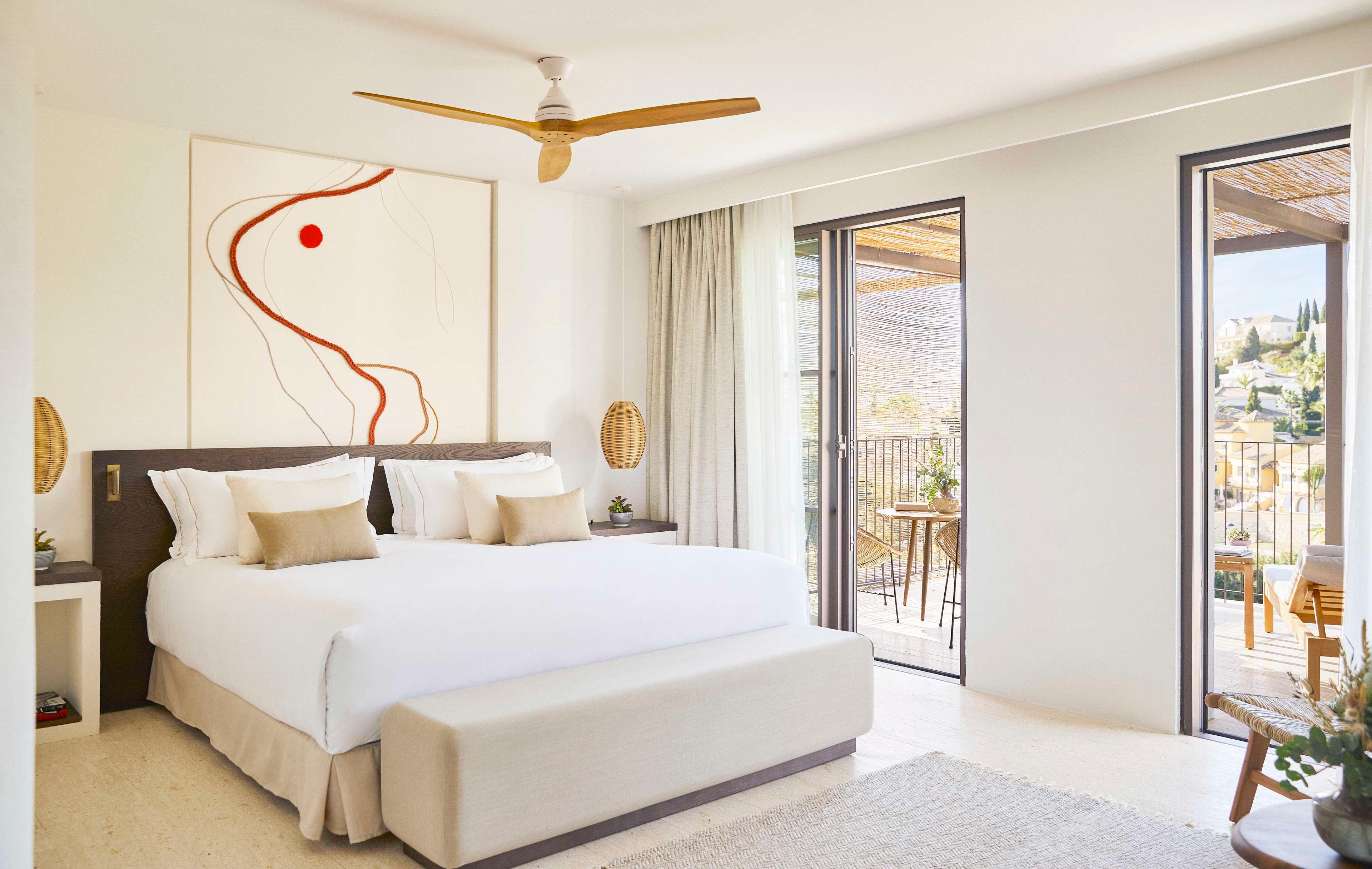 Double Garden View King Bed