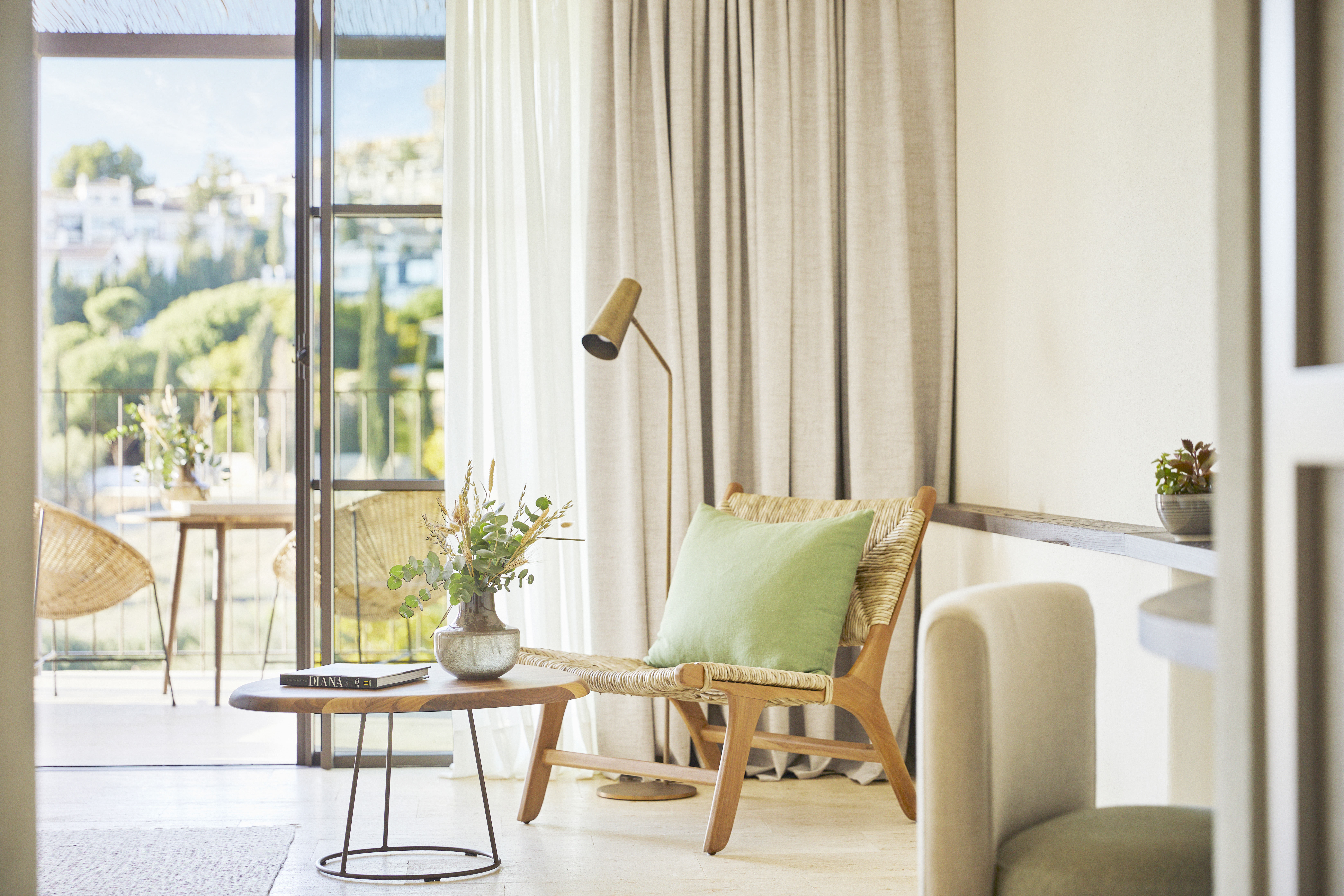 Double Garden View King Bed