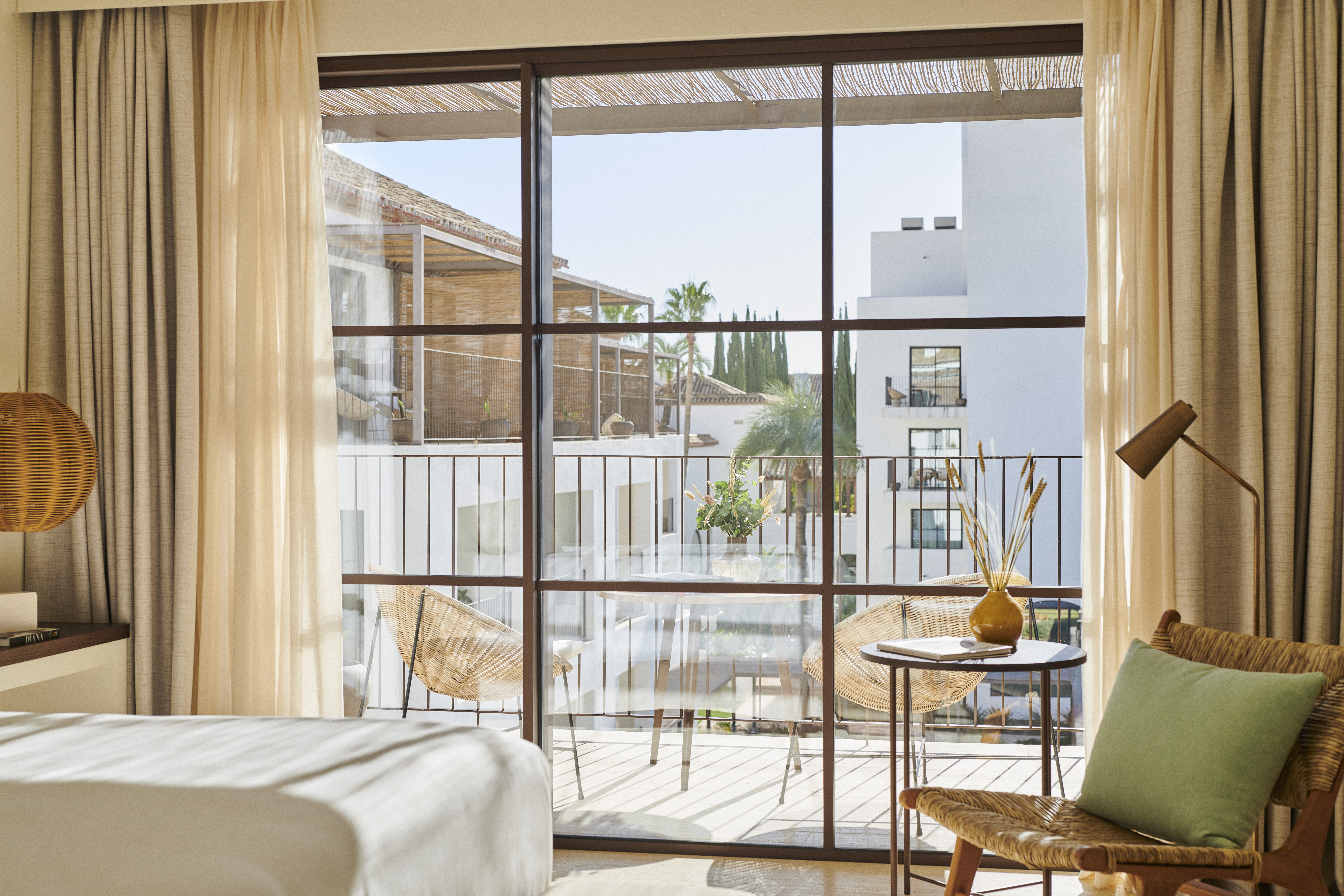 Double Deluxe King Bed