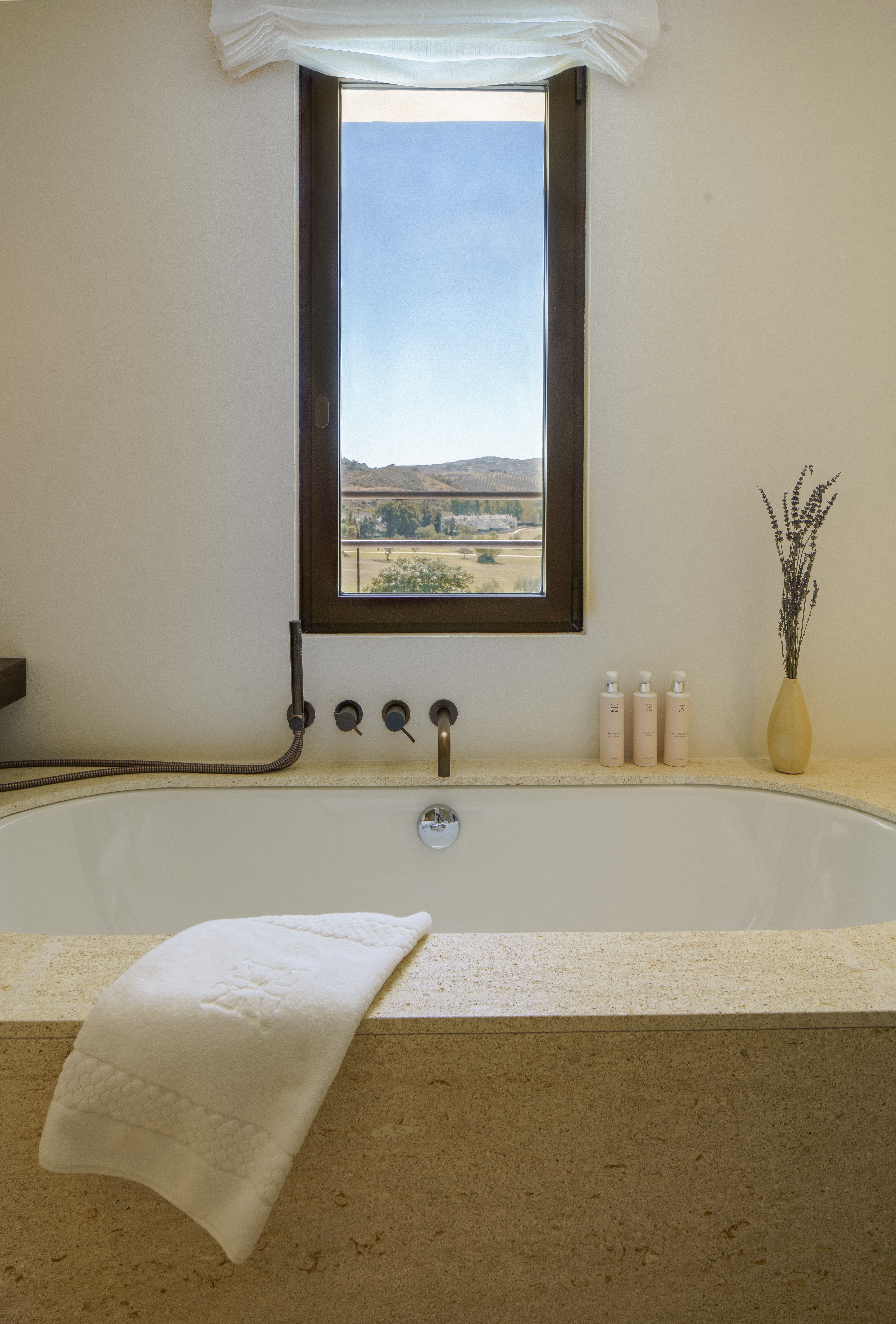 Junior Suite Golf View