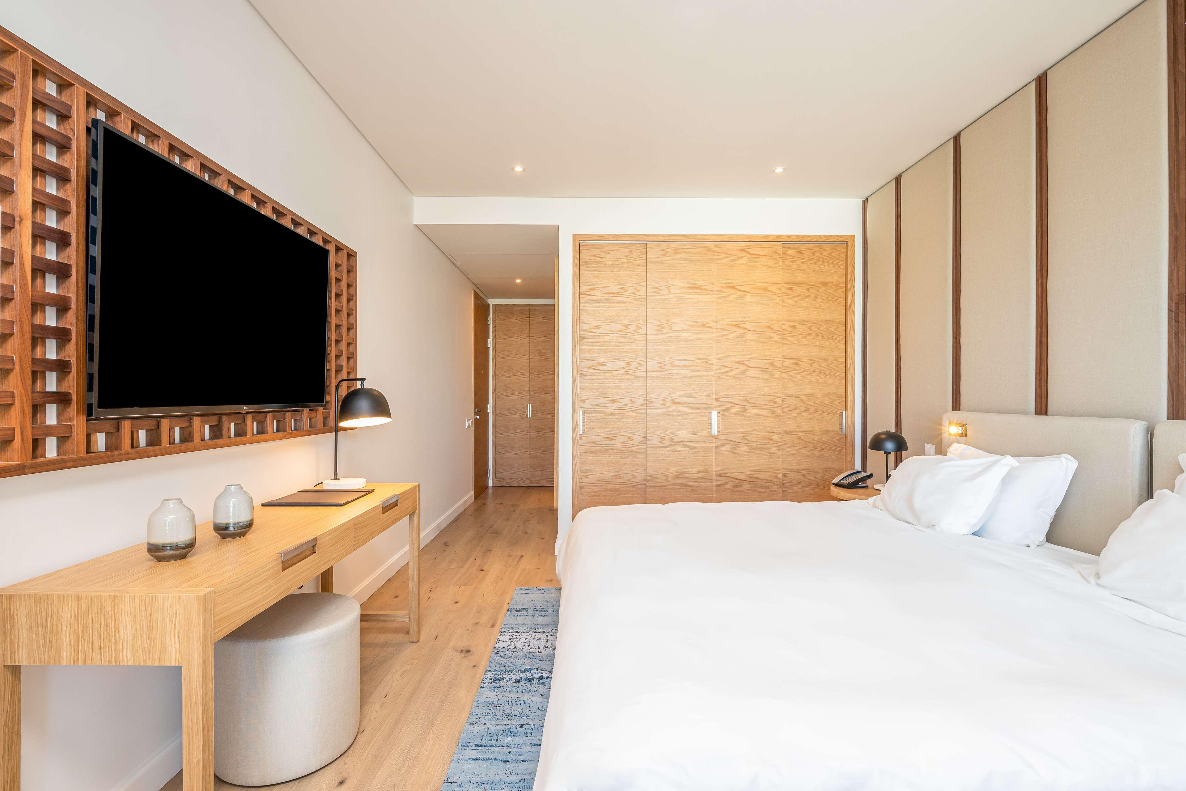 Suite Queen Size Bed