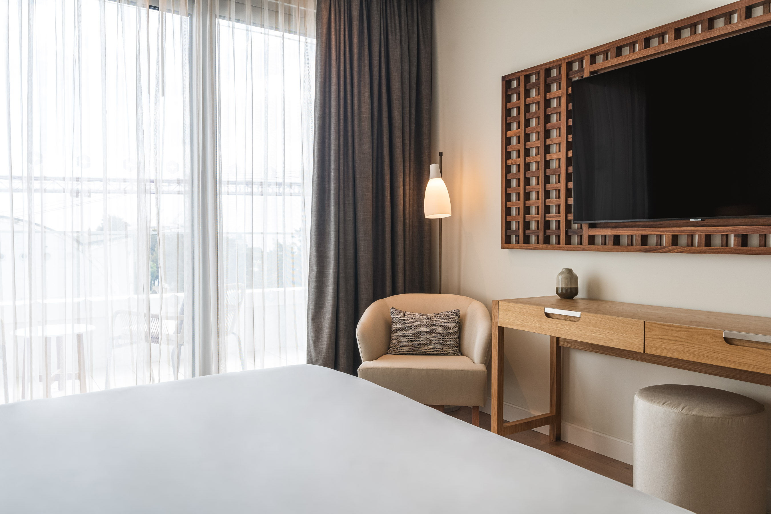 Suite Deluxe Queen Bed