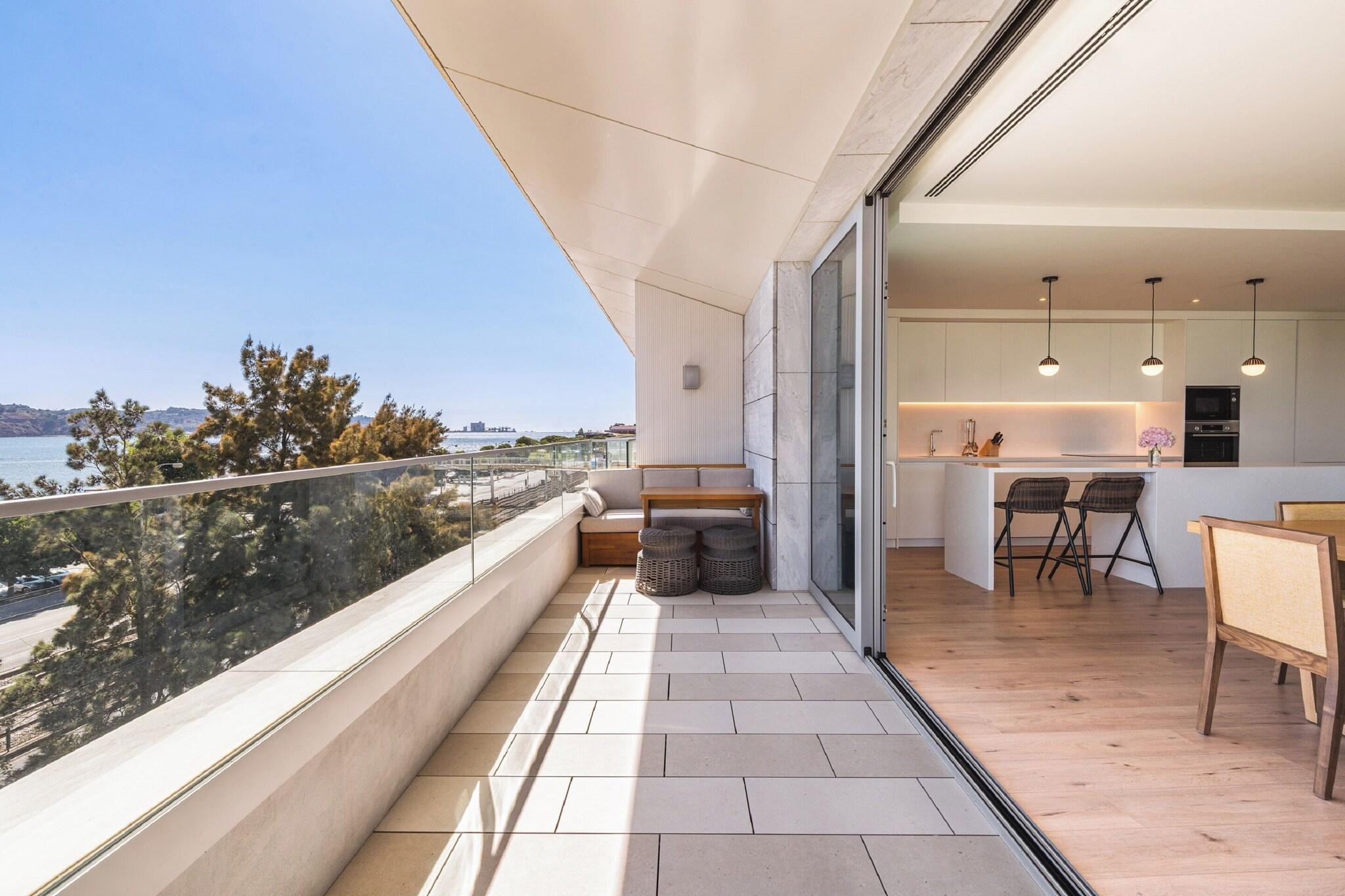 Suite Premium Queen Bed