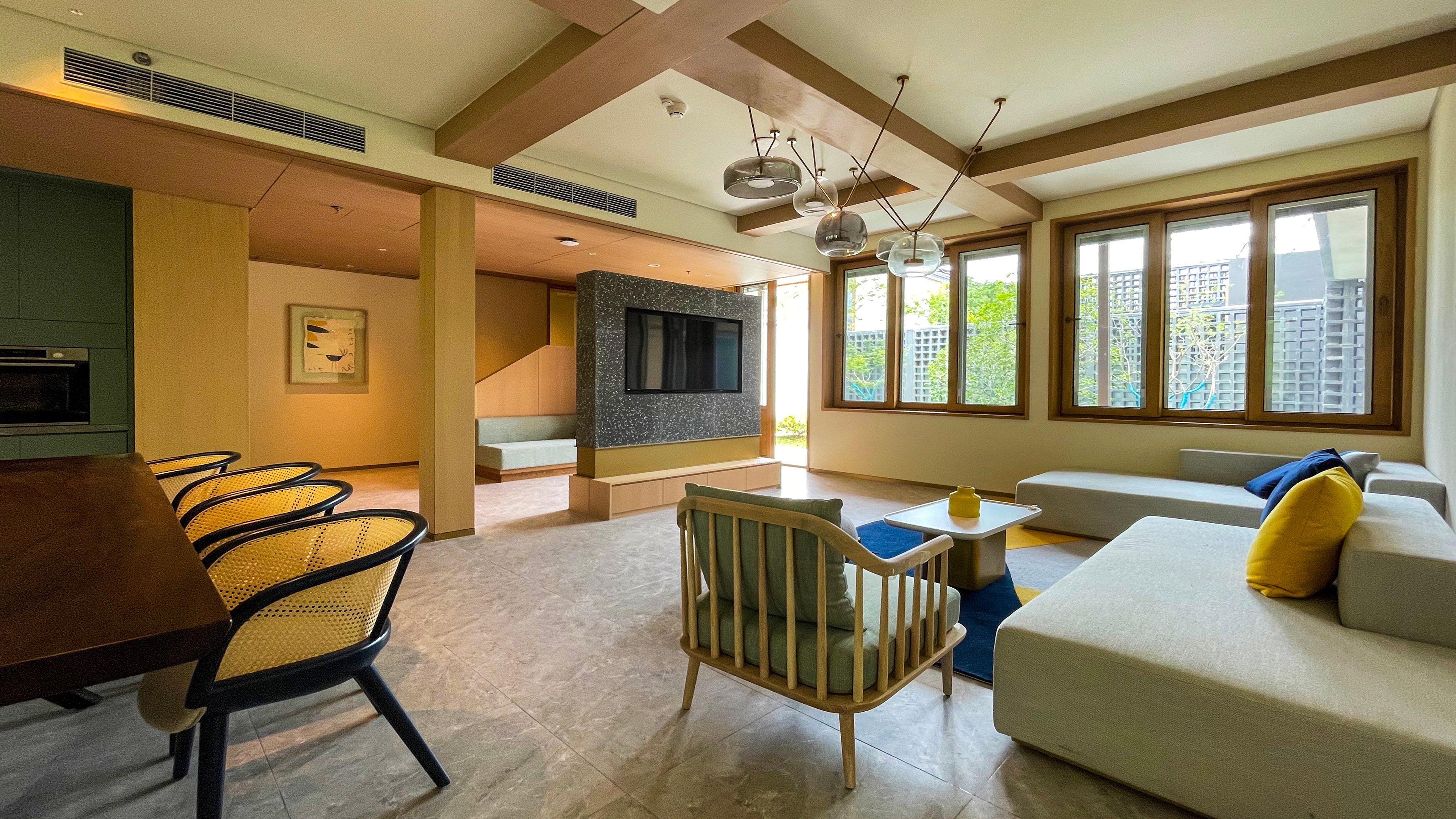 Suite with Kitchenette