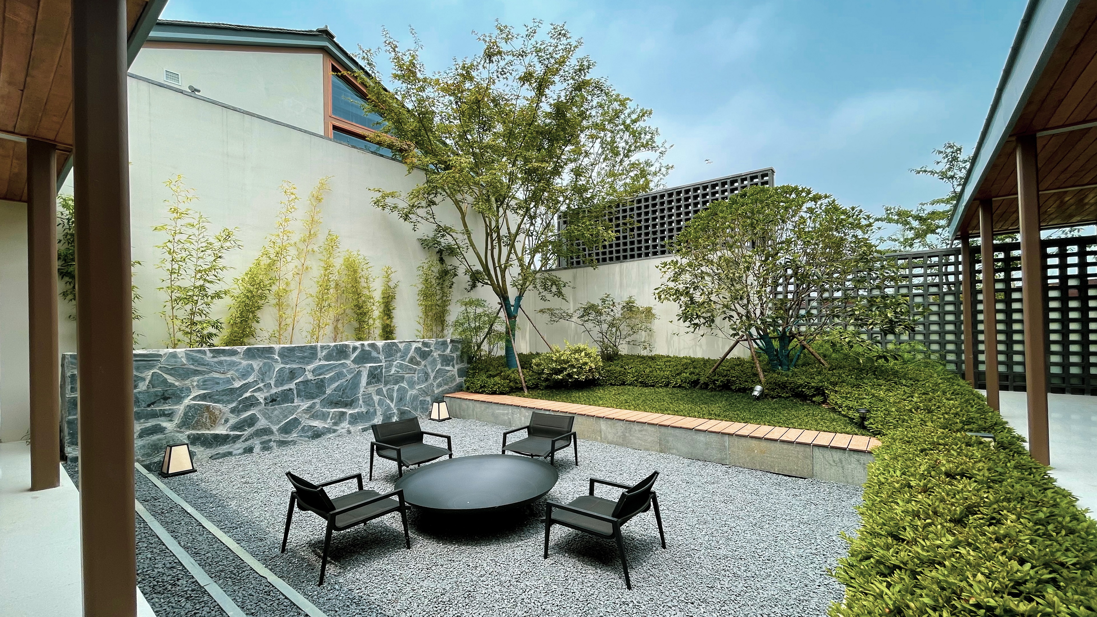 Suite with Kitchenette