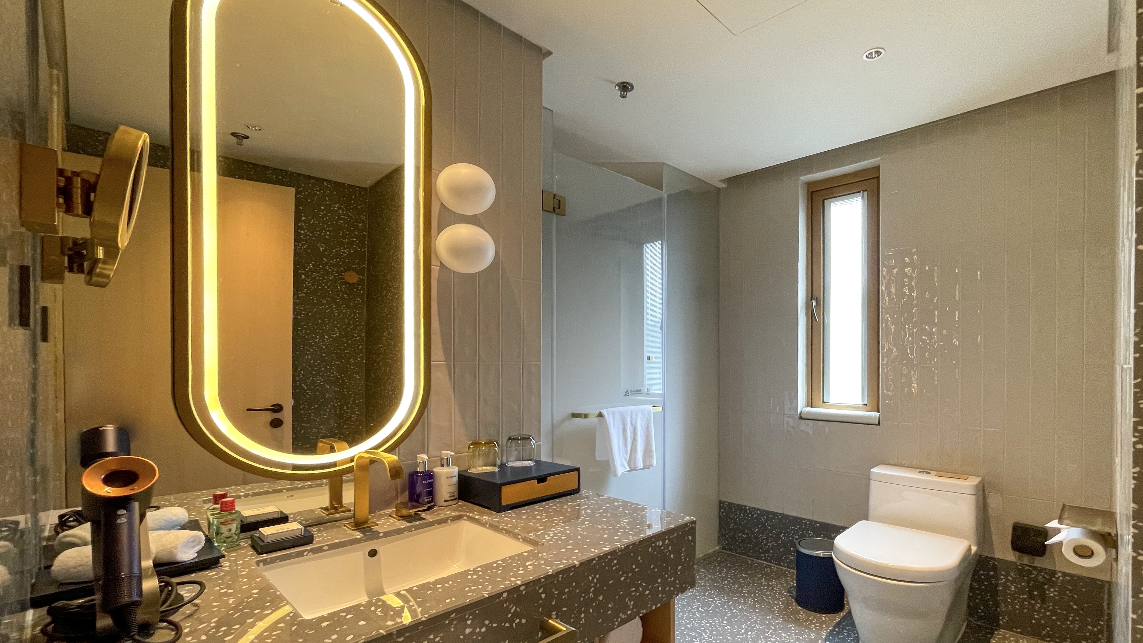 Suite with Kitchenette