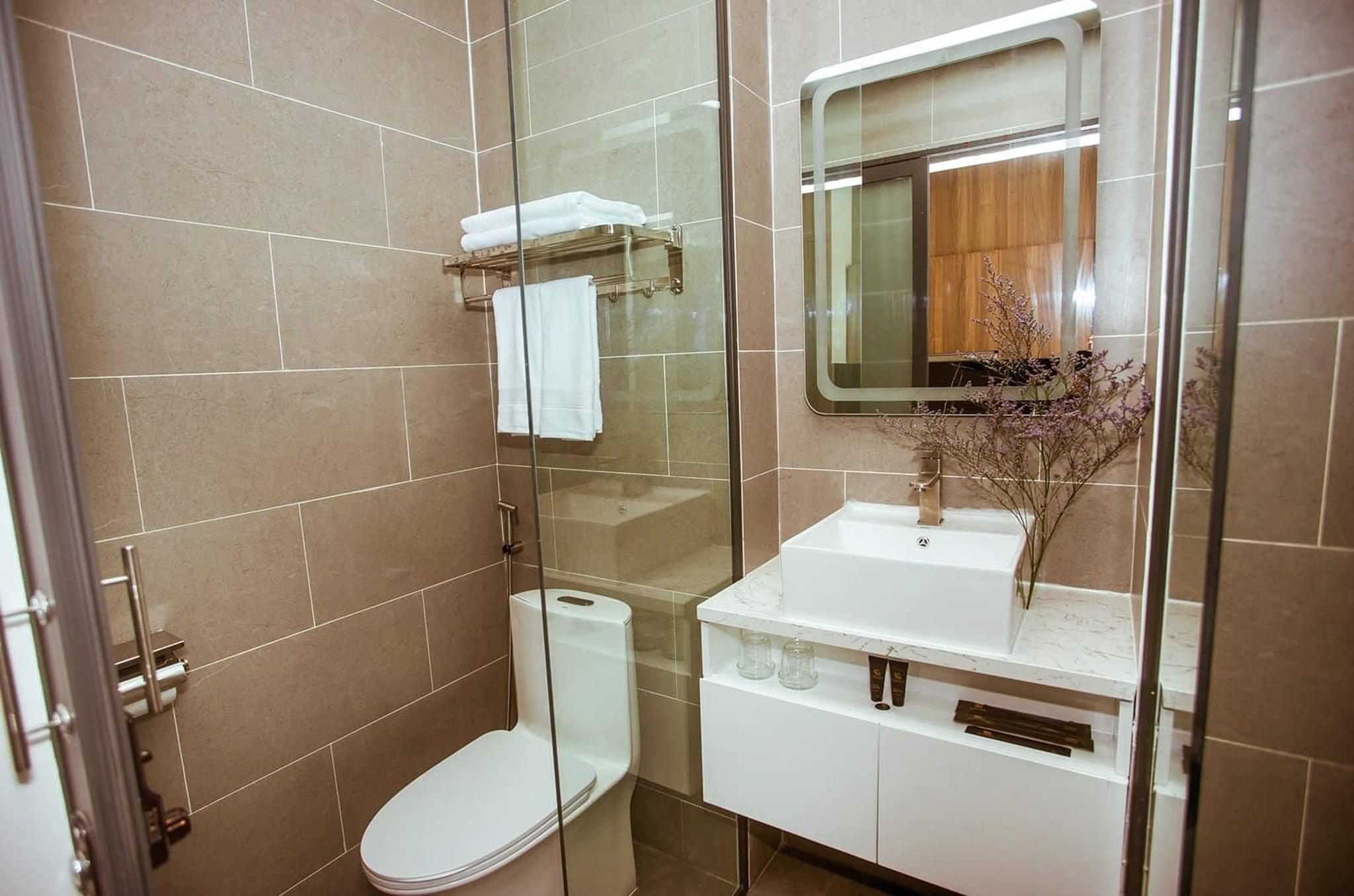 Twin Deluxe with Balcony