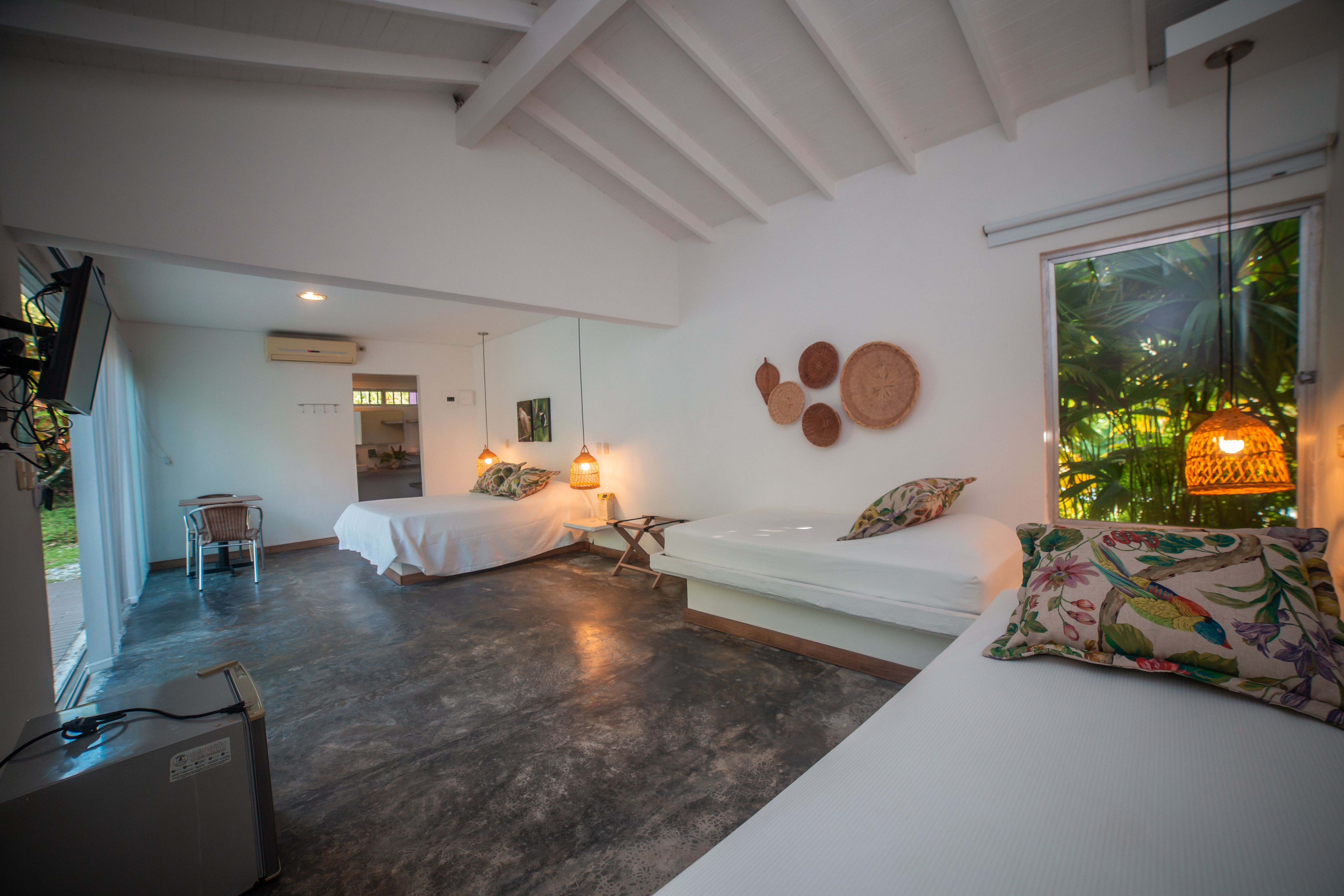 Quadruple Superior Queen Bed