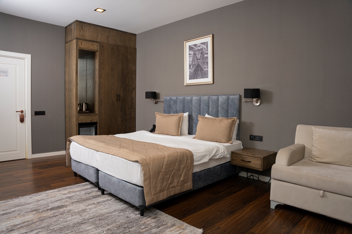 Double or Twin Deluxe