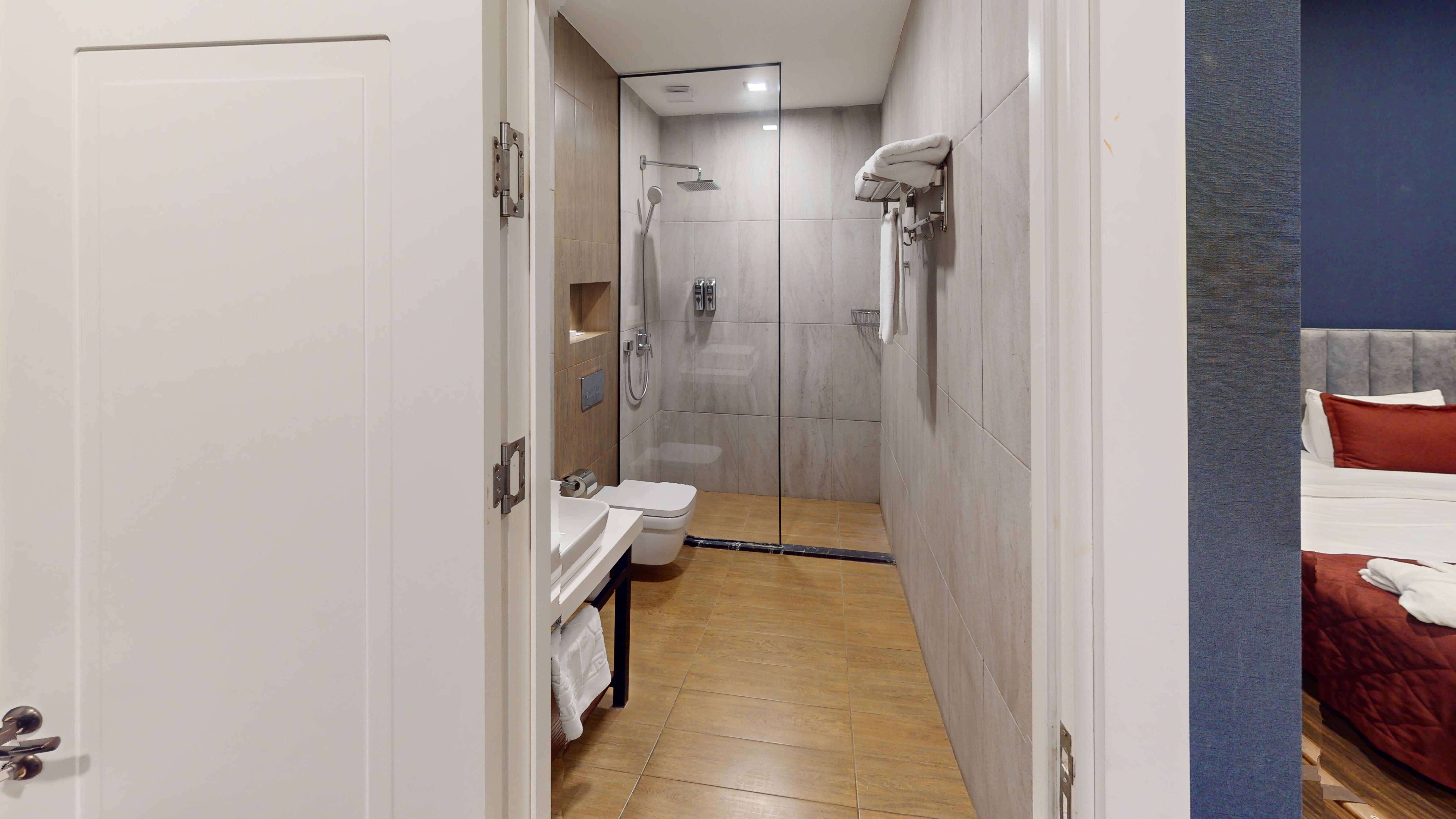 Double Single Deluxe One Bed