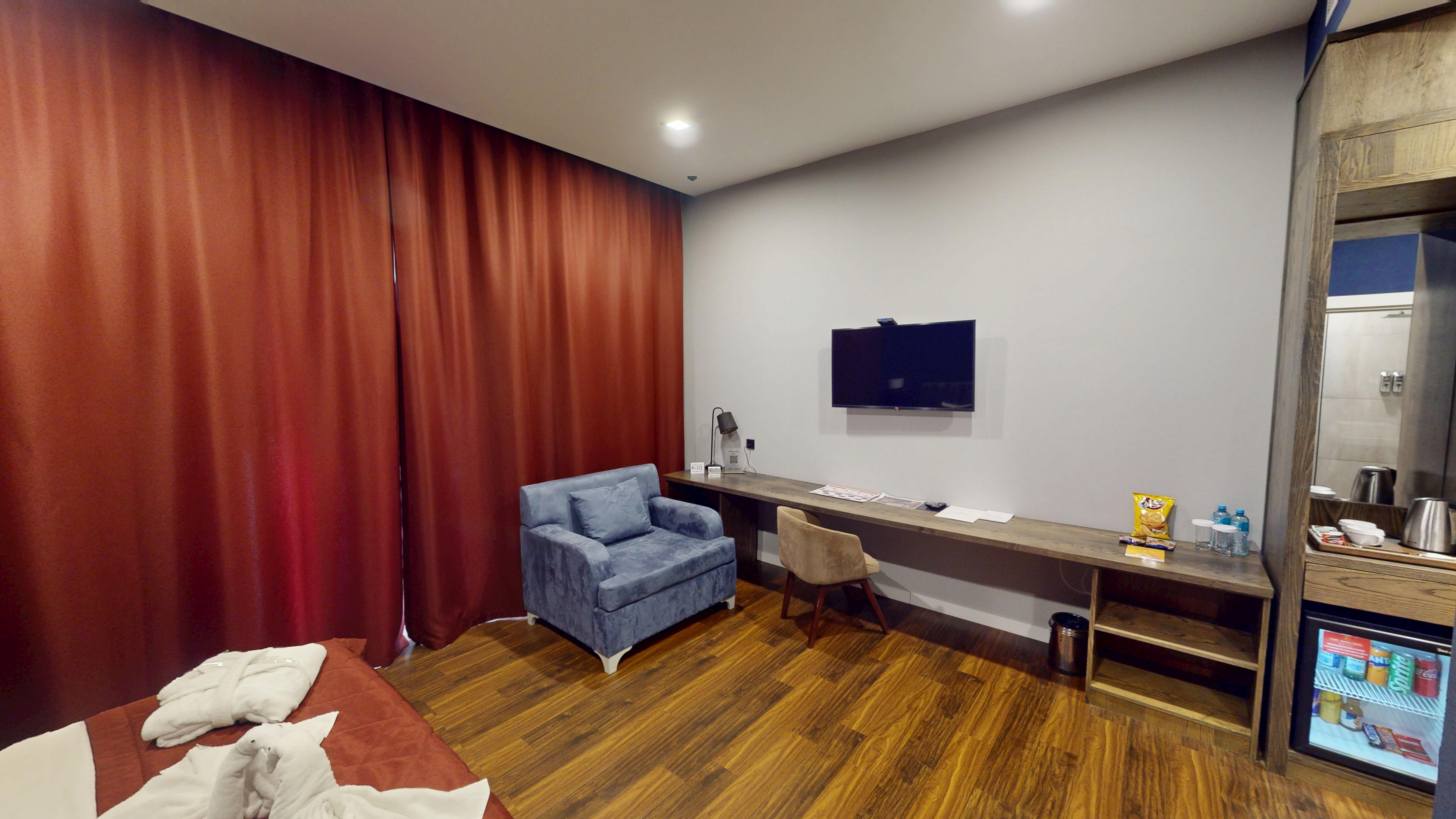 Double Single Deluxe One Bed