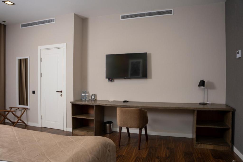 Double or Twin Deluxe