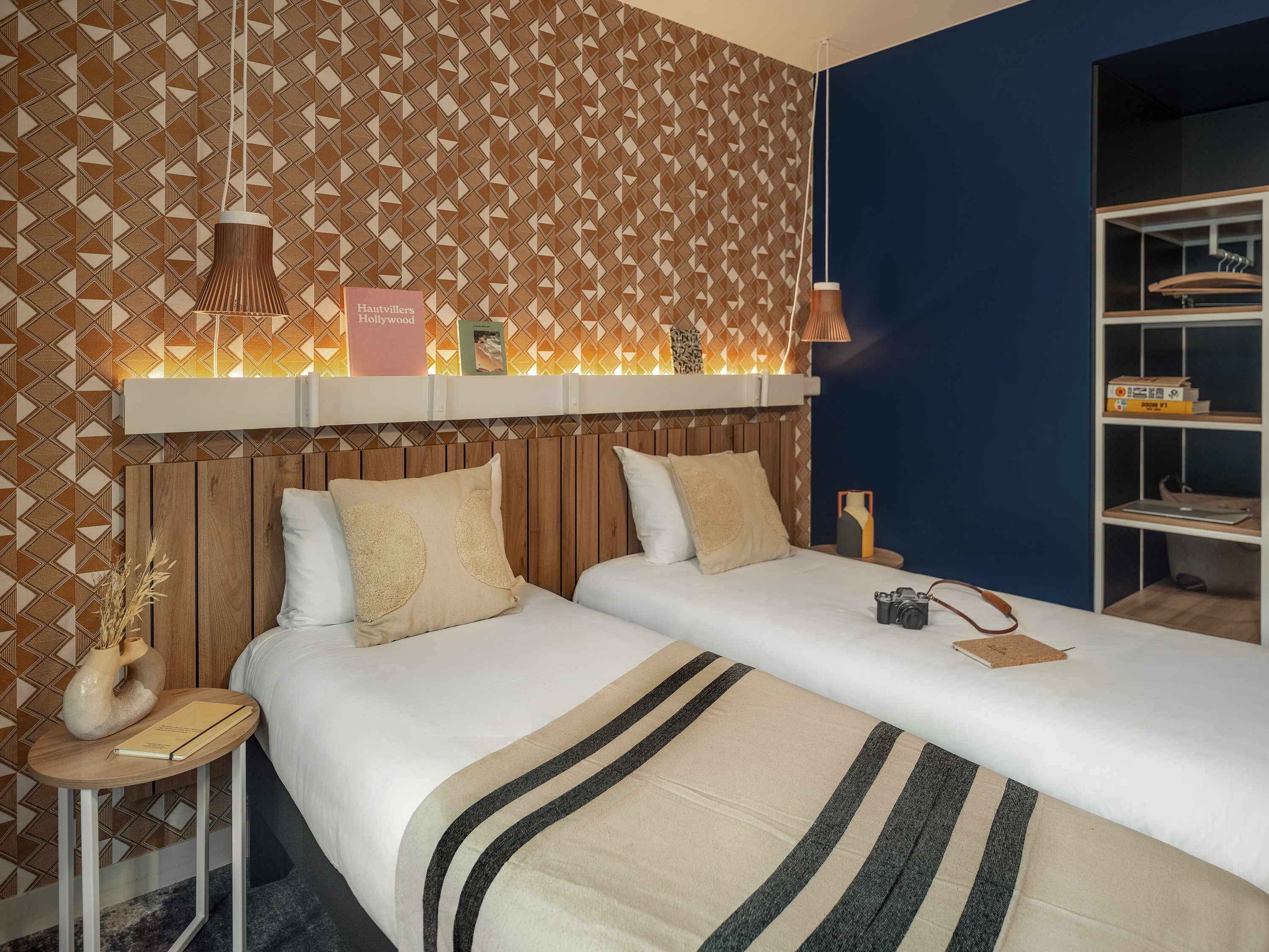 Suite Connecting Room