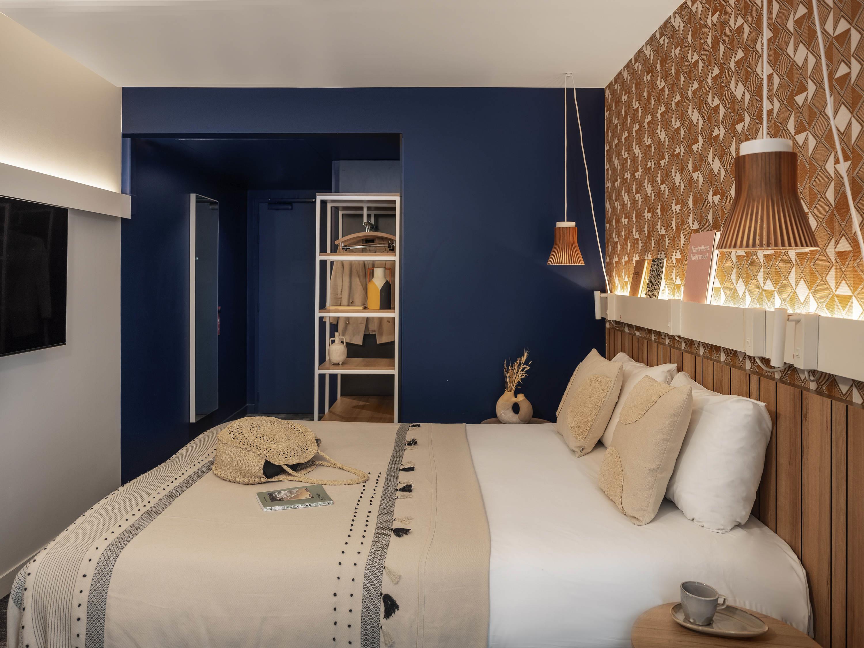 Suite Connecting Room