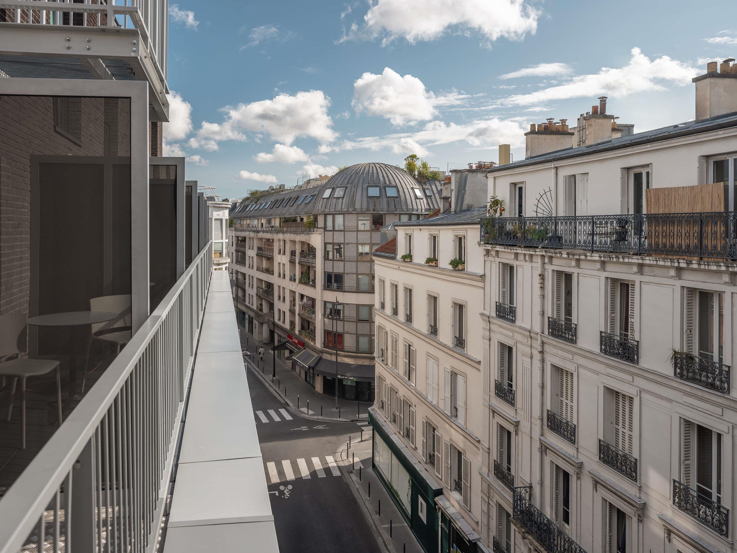 Double Superior with Balcony