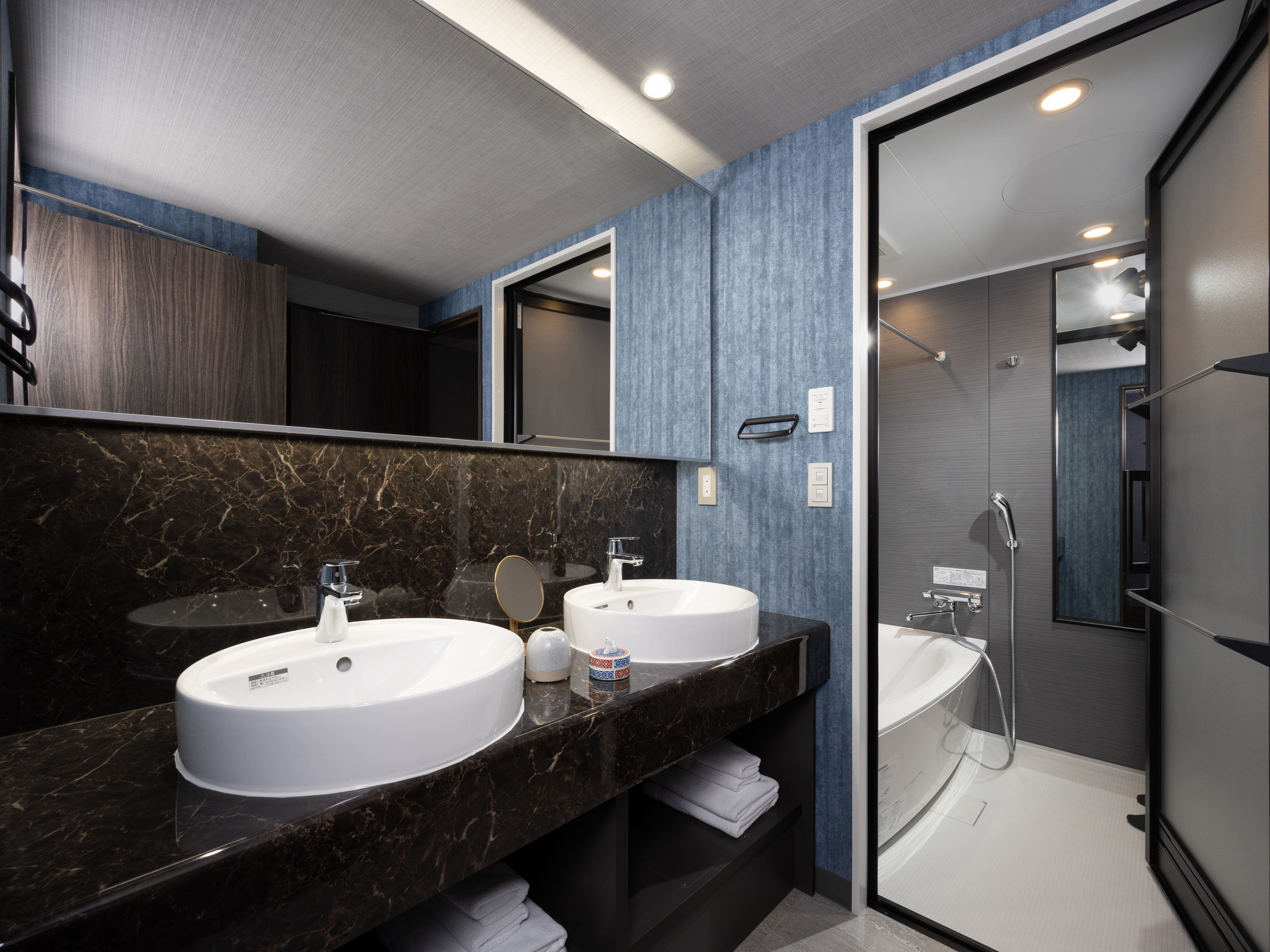 Family Room Premium One Bedroom