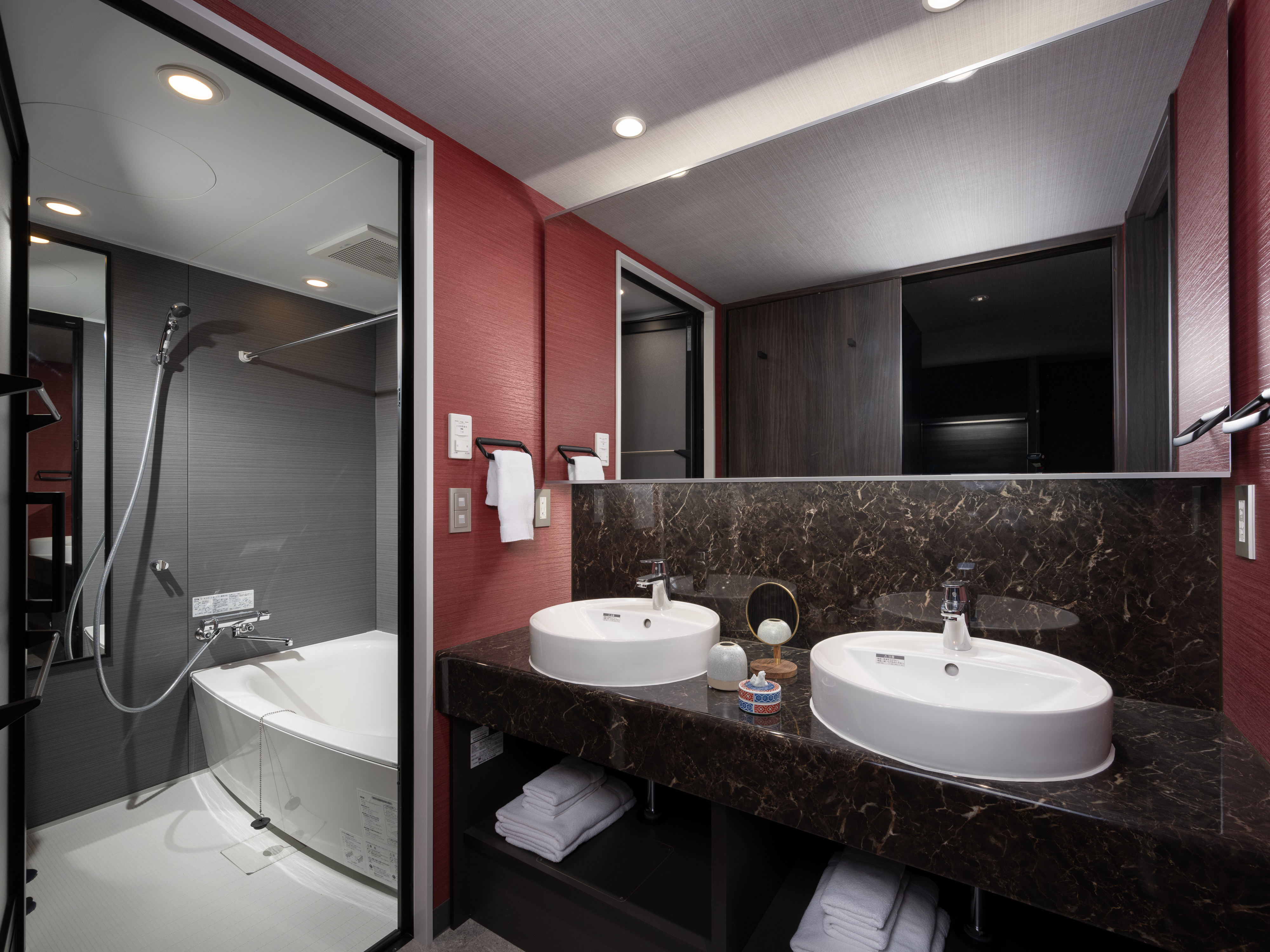 Family Room Premium One Bedroom