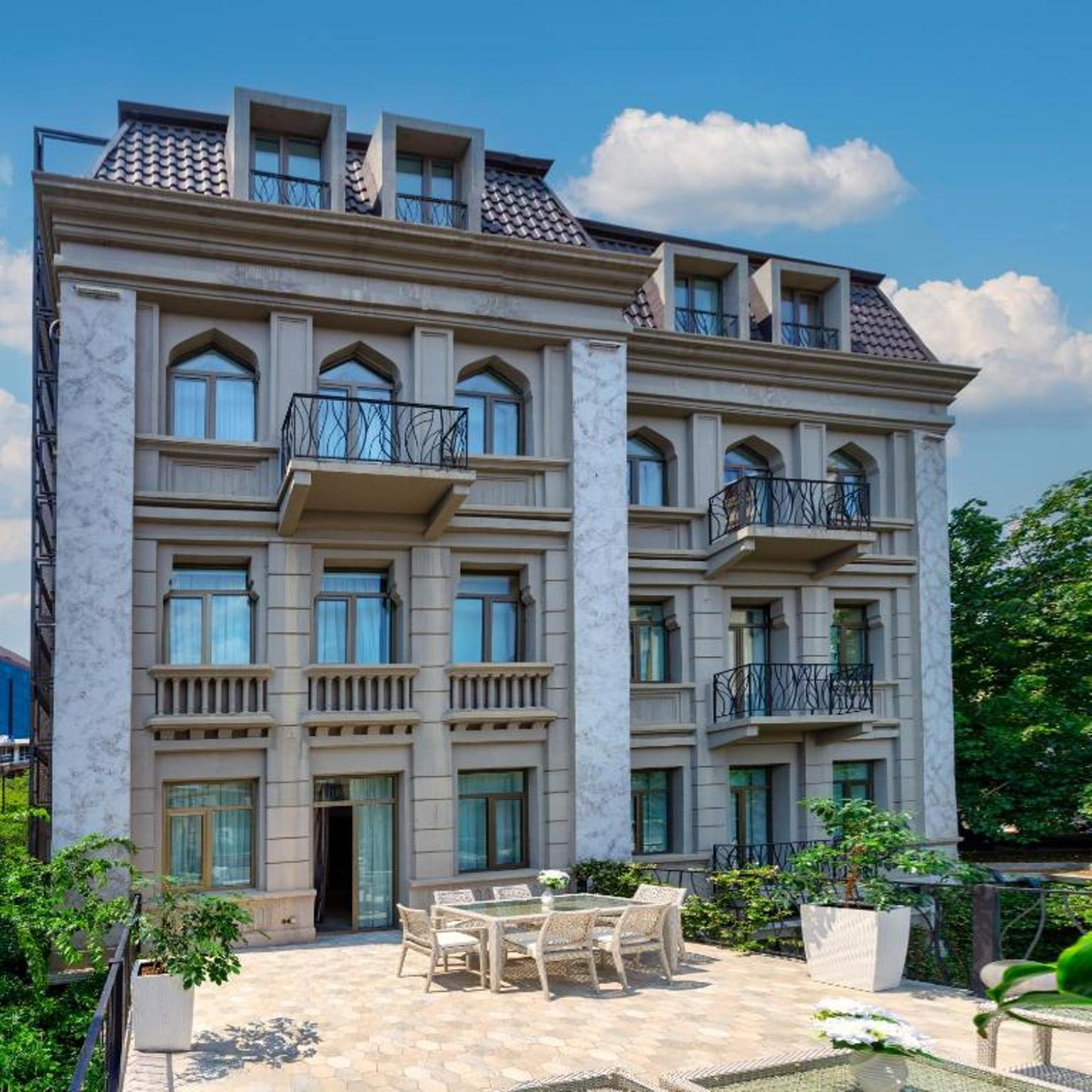 Suite Classic with Terrace