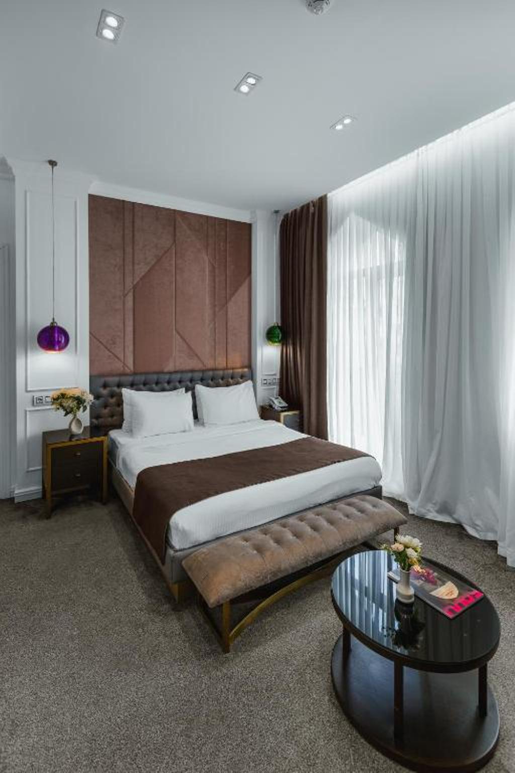 Suite Two Bedrooms One Bathroom