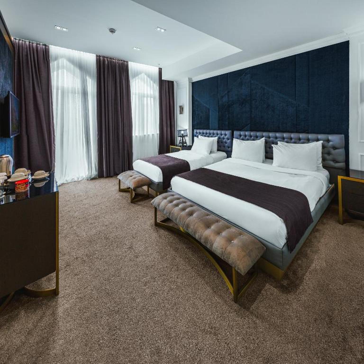 Suite Two Bedrooms One Bathroom