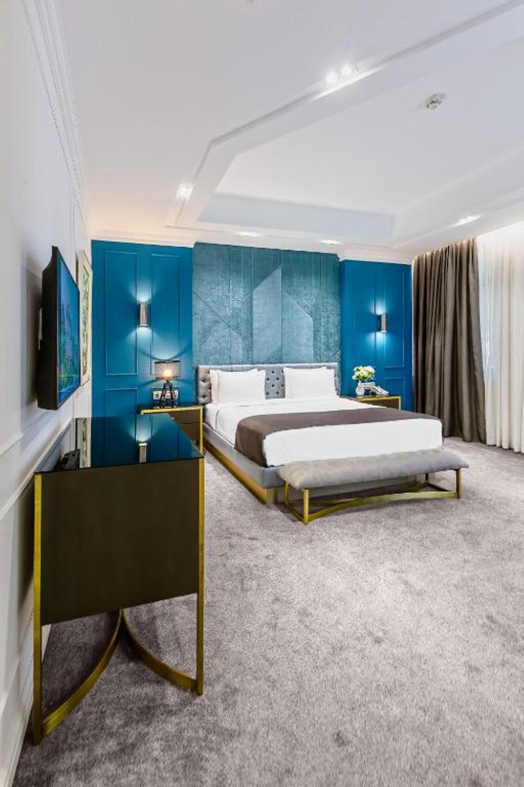 Suite Classic with Terrace