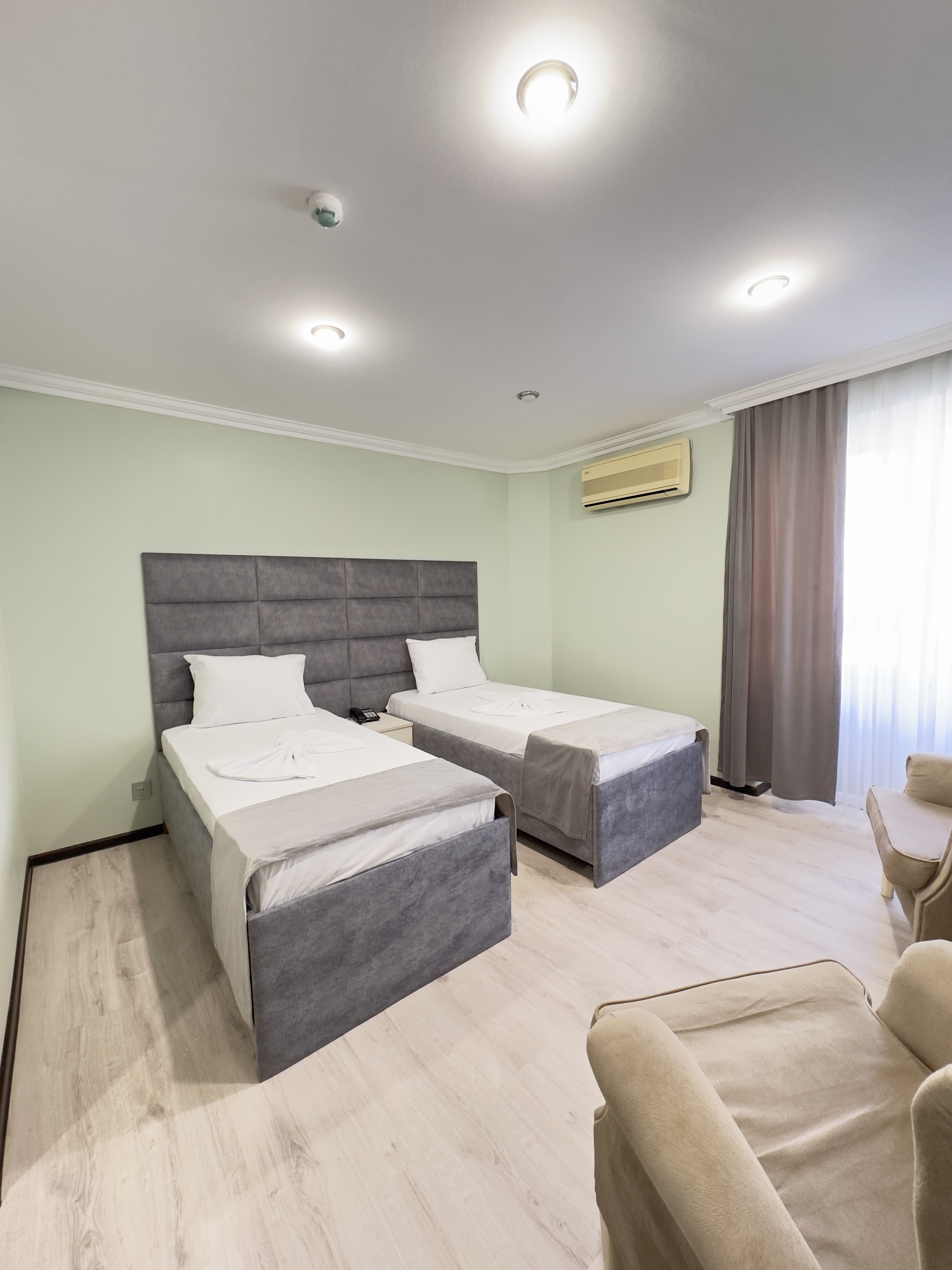 Double or Twin Standard