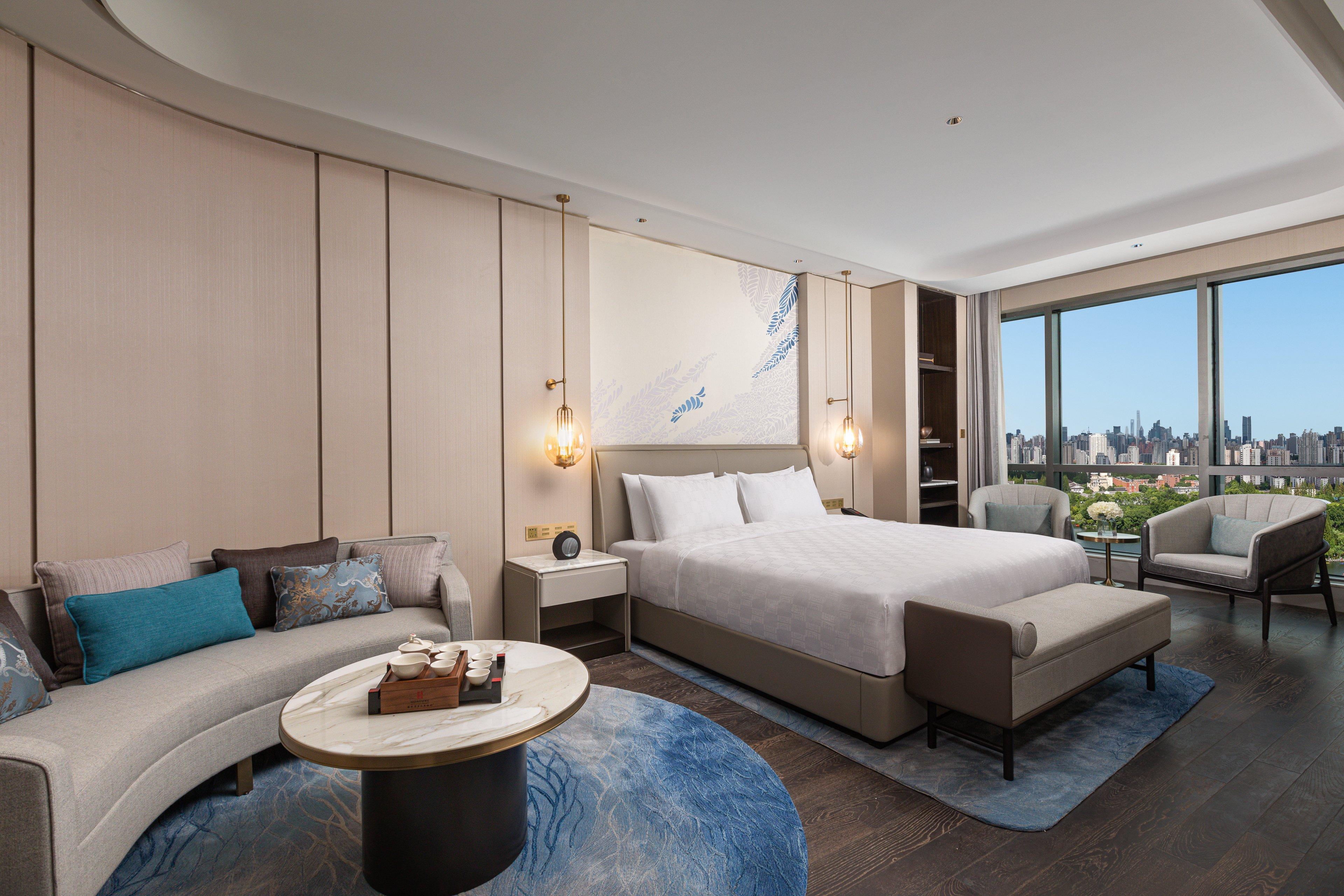 Suite with Kitchenette