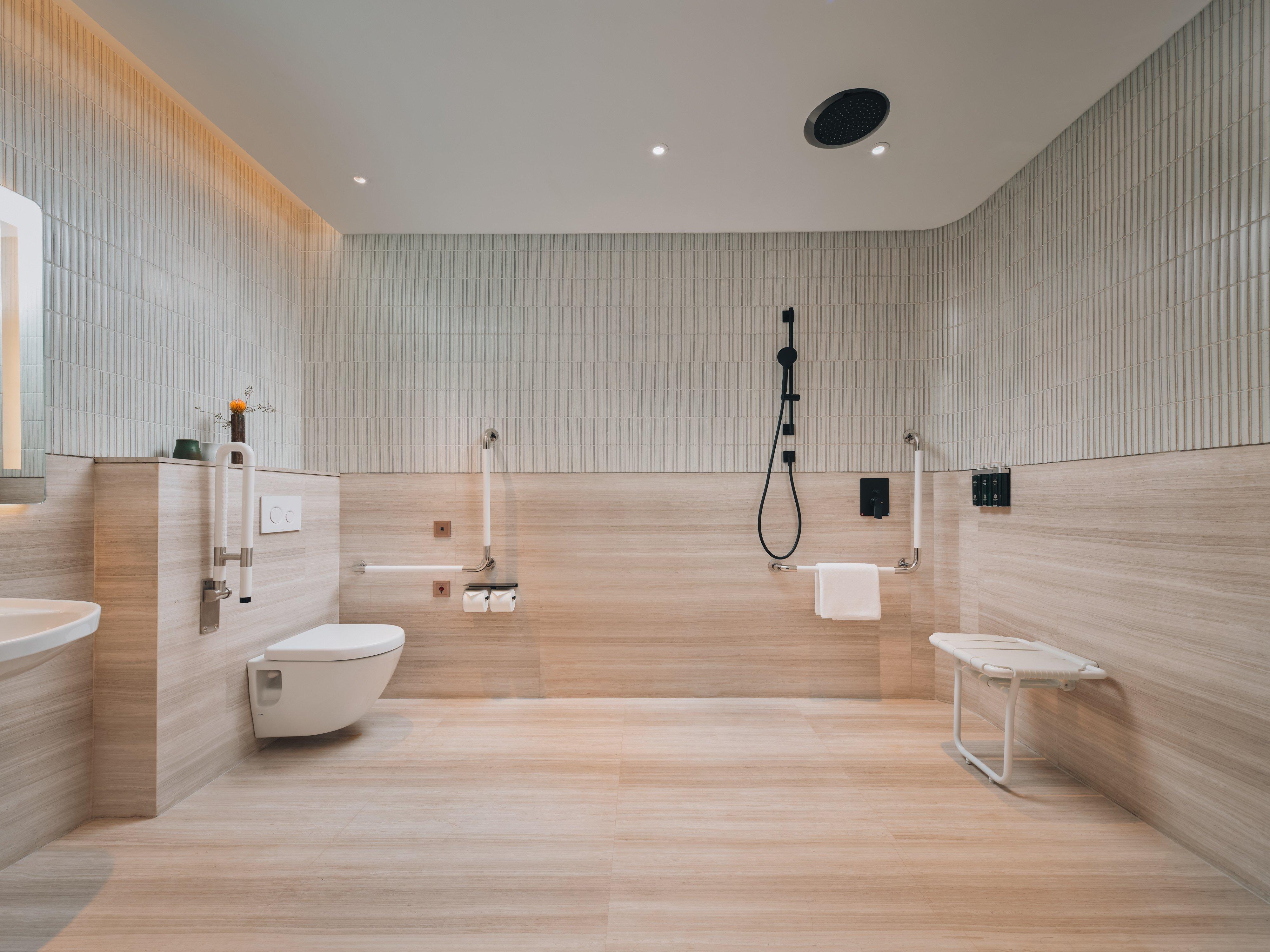 Double Accessible King Size Bed